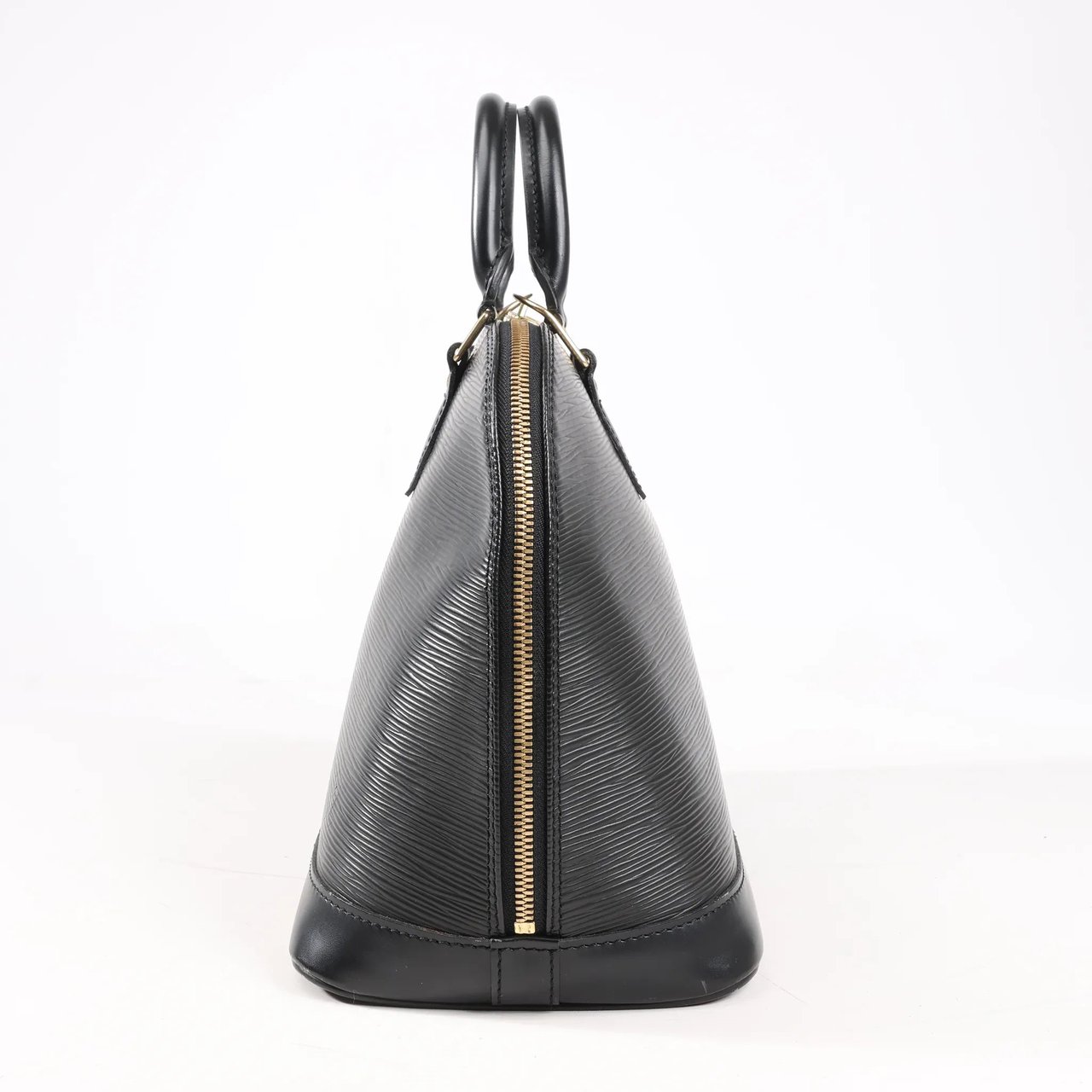 Louis Vuitton Louis Vuitton Epi Leather Alma PM Handbag in Black M52142 Zwart