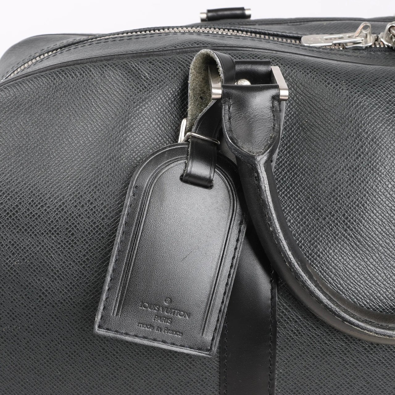 Louis Vuitton Louis Vuitton Taiga Leather Kendall PM Travel bag in Black M30122 Zwart