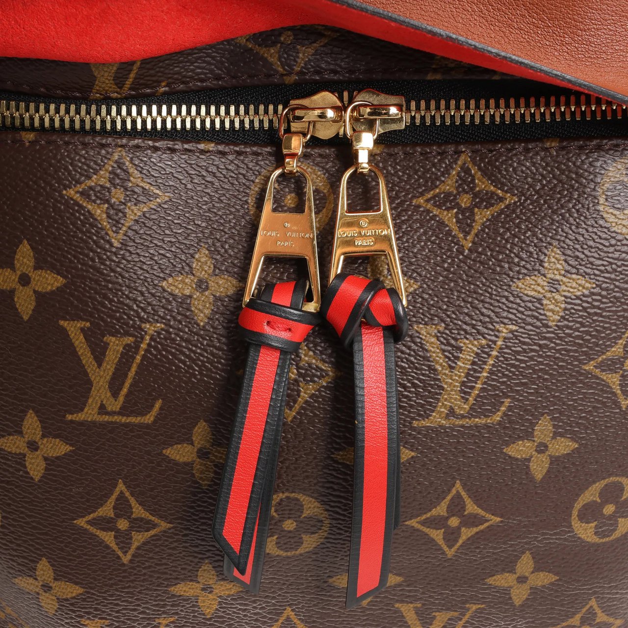 Louis Vuitton Louis Vuitton Monogram Tuileries Besace 2Way Handbag in Brown x Red M43157 Divers
