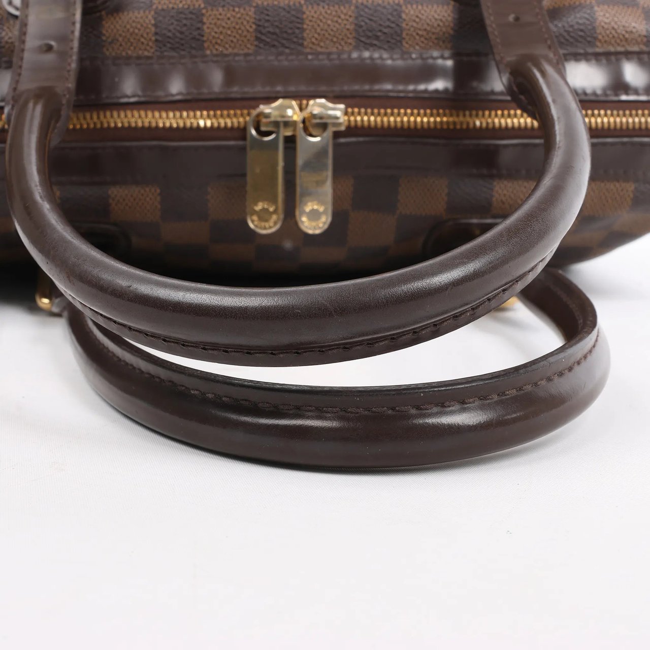 Louis Vuitton Louis Vuitton Damier Ebene Berkeley Handbag in Brown N52000 Bruin