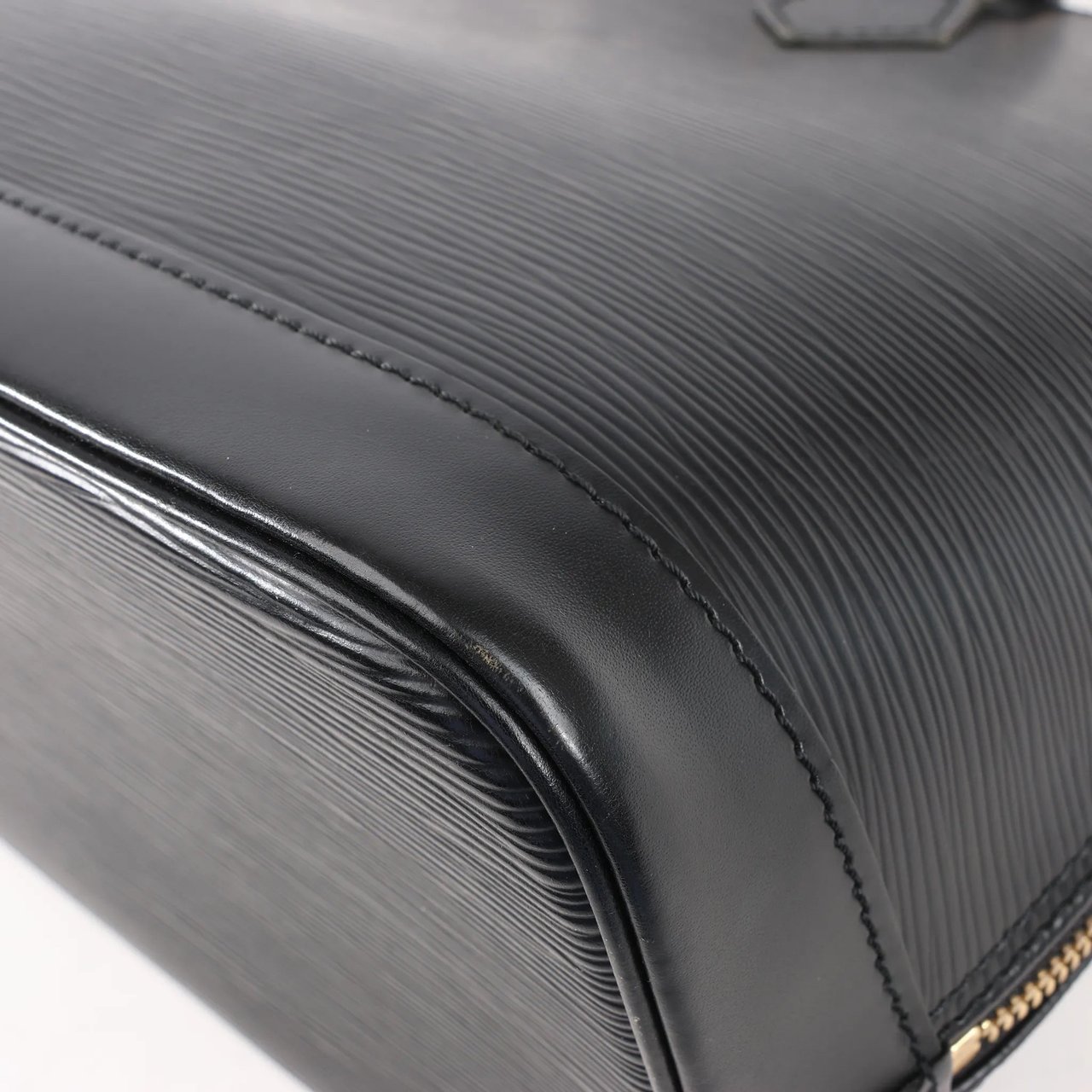 Louis Vuitton Louis Vuitton Epi Leather Alma PM Handbag in Black M52142 Zwart