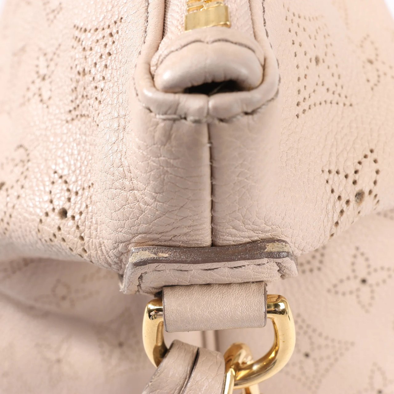 Louis Vuitton Louis Vuitton Selene MM Monogram Mahina Leather Shoulder Bag in Beige M97141 Beige