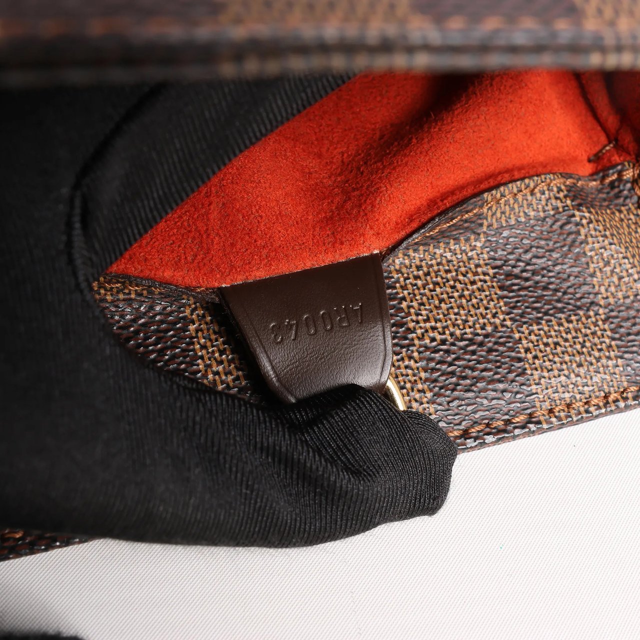 Louis Vuitton Louis Vuitton Damier Ebene Parioli PM Shoulder Bag in Brown N51123 Bruin