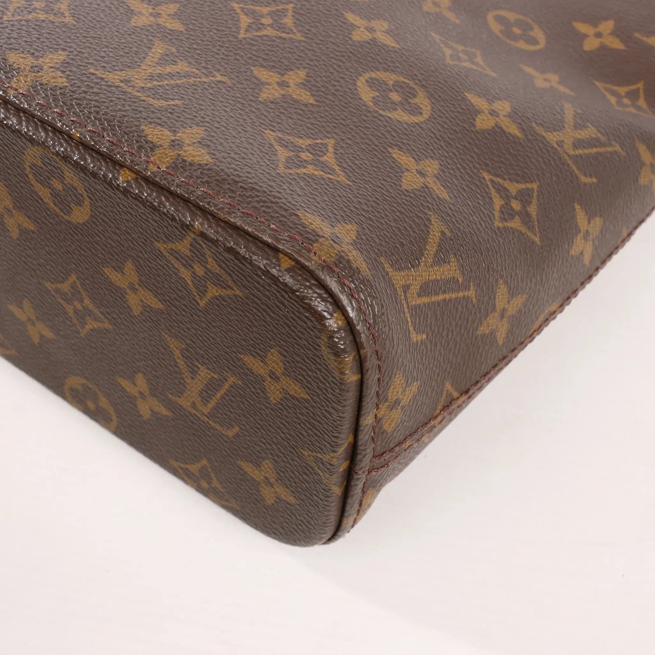 Louis Vuitton Louis Vuitton Monogram Luco Shoulder Bag in Brown M51155 Bruin