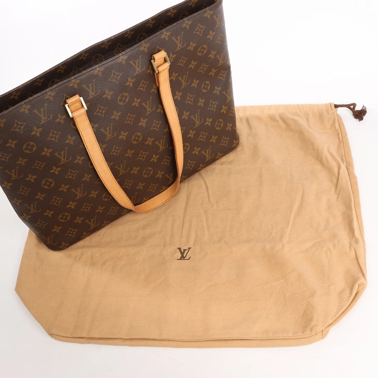 Louis Vuitton Louis Vuitton Monogram Luco Shoulder Bag in Brown M51155 Bruin
