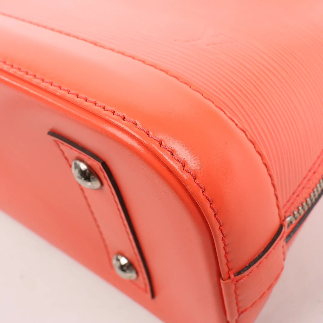 Louis Vuitton Louis Vuitton Epi Leather Alma BB Handbag in Orange M40854 Oranje