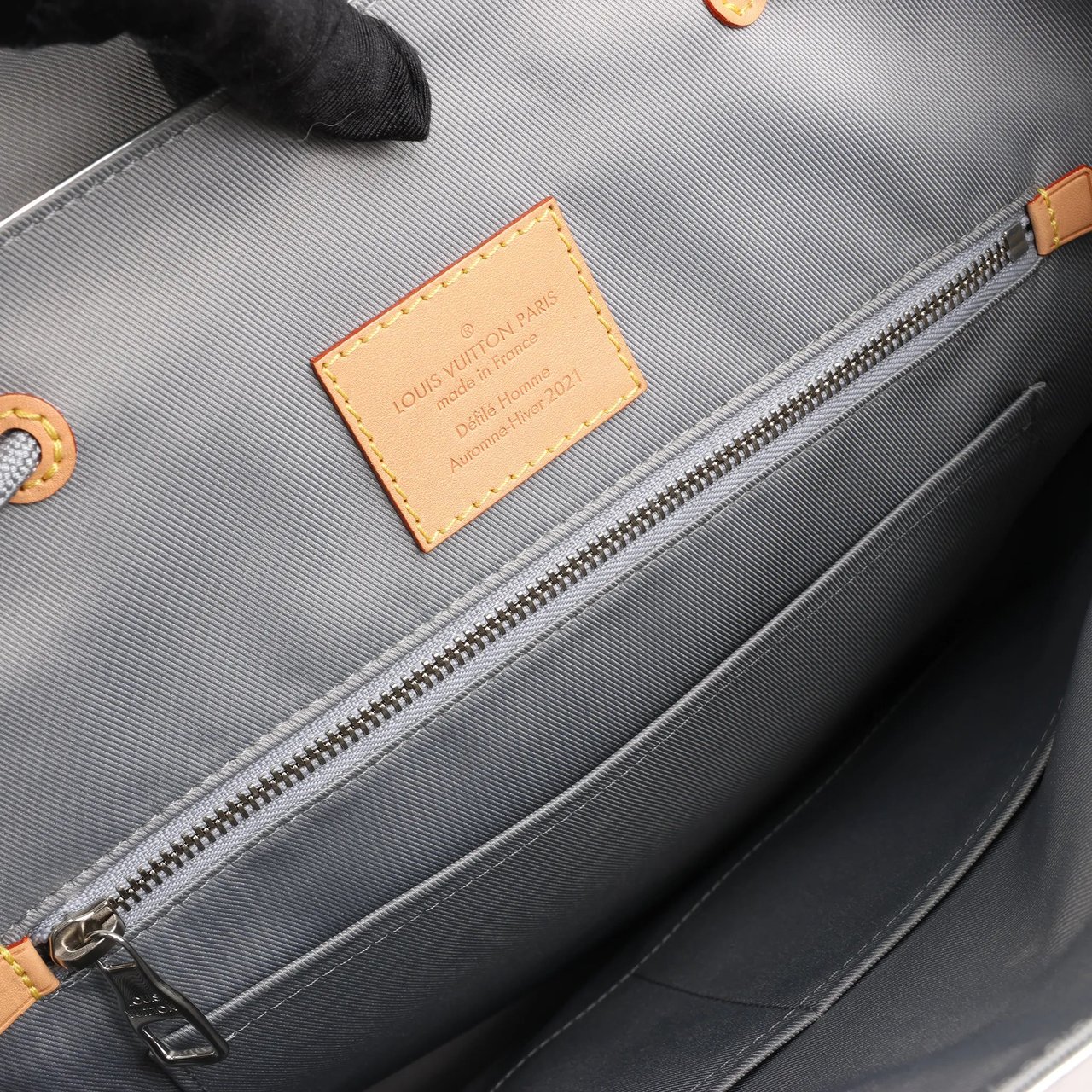 Louis Vuitton Louis Vuitton Monogram Mirror Christopher PM Backpack in Silver M58756 Zilver