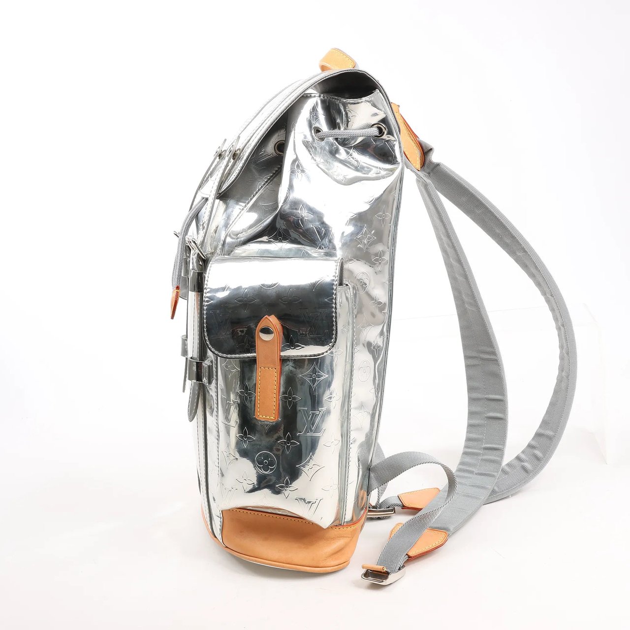 Louis Vuitton Louis Vuitton Monogram Mirror Christopher PM Backpack in Silver M58756 Zilver