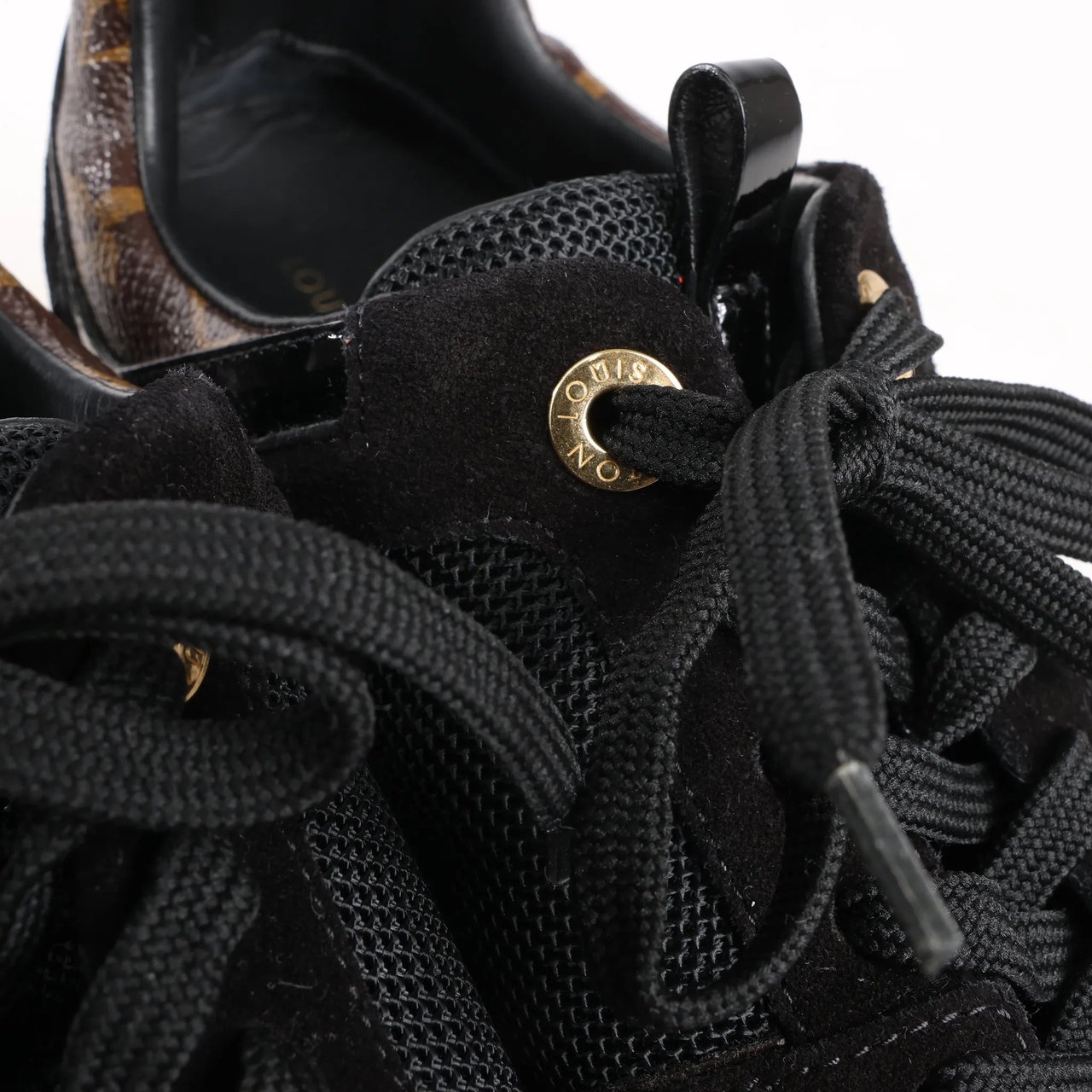 Louis Vuitton Louis Vuitton Runaway line 17 years Mesh Sneakers in Black, Size 38 EU Divers