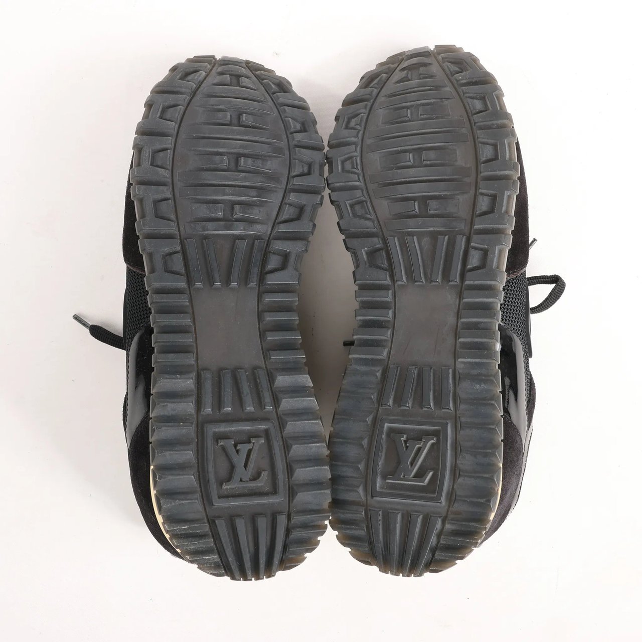 Louis Vuitton Louis Vuitton Runaway line 17 years Mesh Sneakers in Black, Size 38 EU Divers