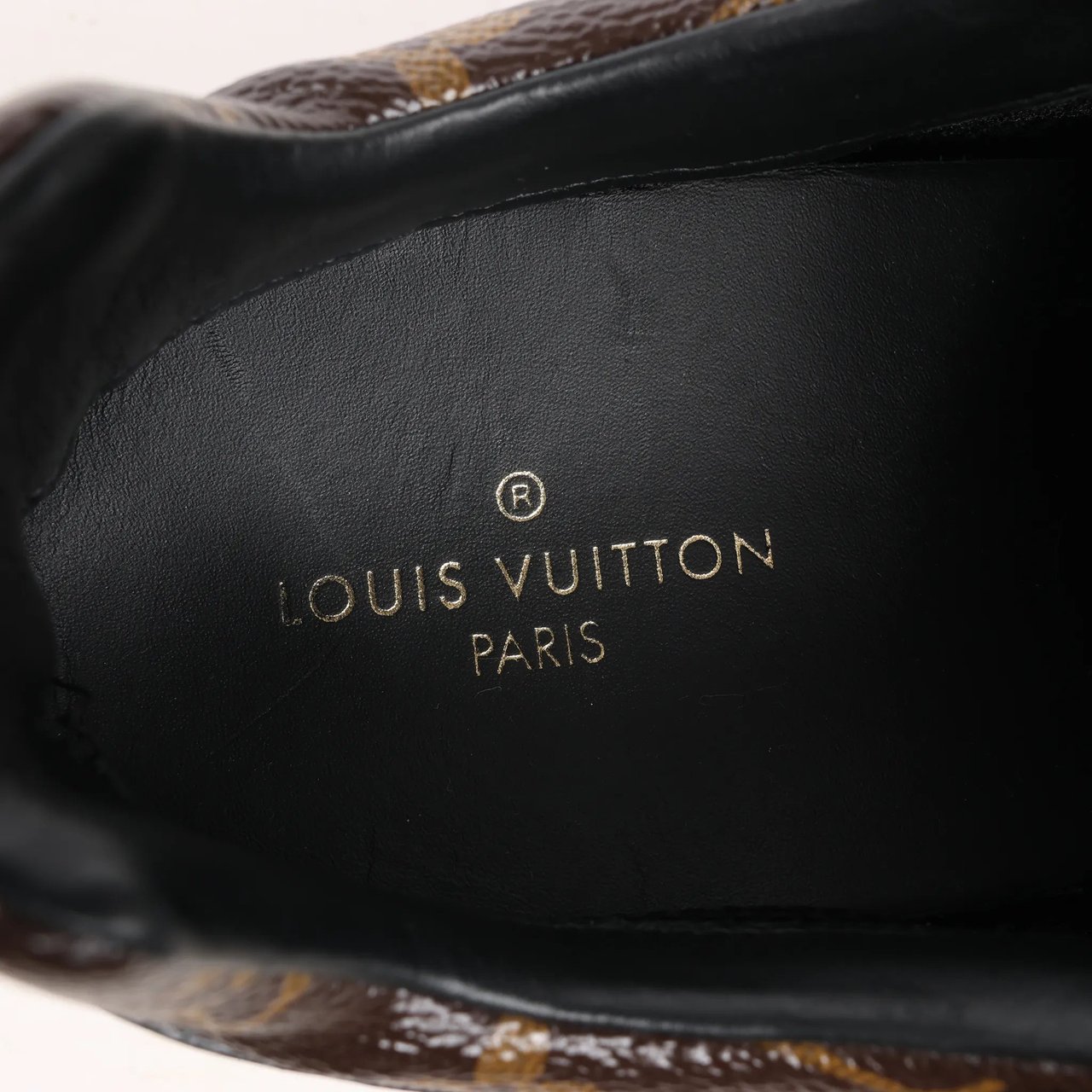 Louis Vuitton Louis Vuitton Runaway line 17 years Mesh Sneakers in Black, Size 38 EU Divers