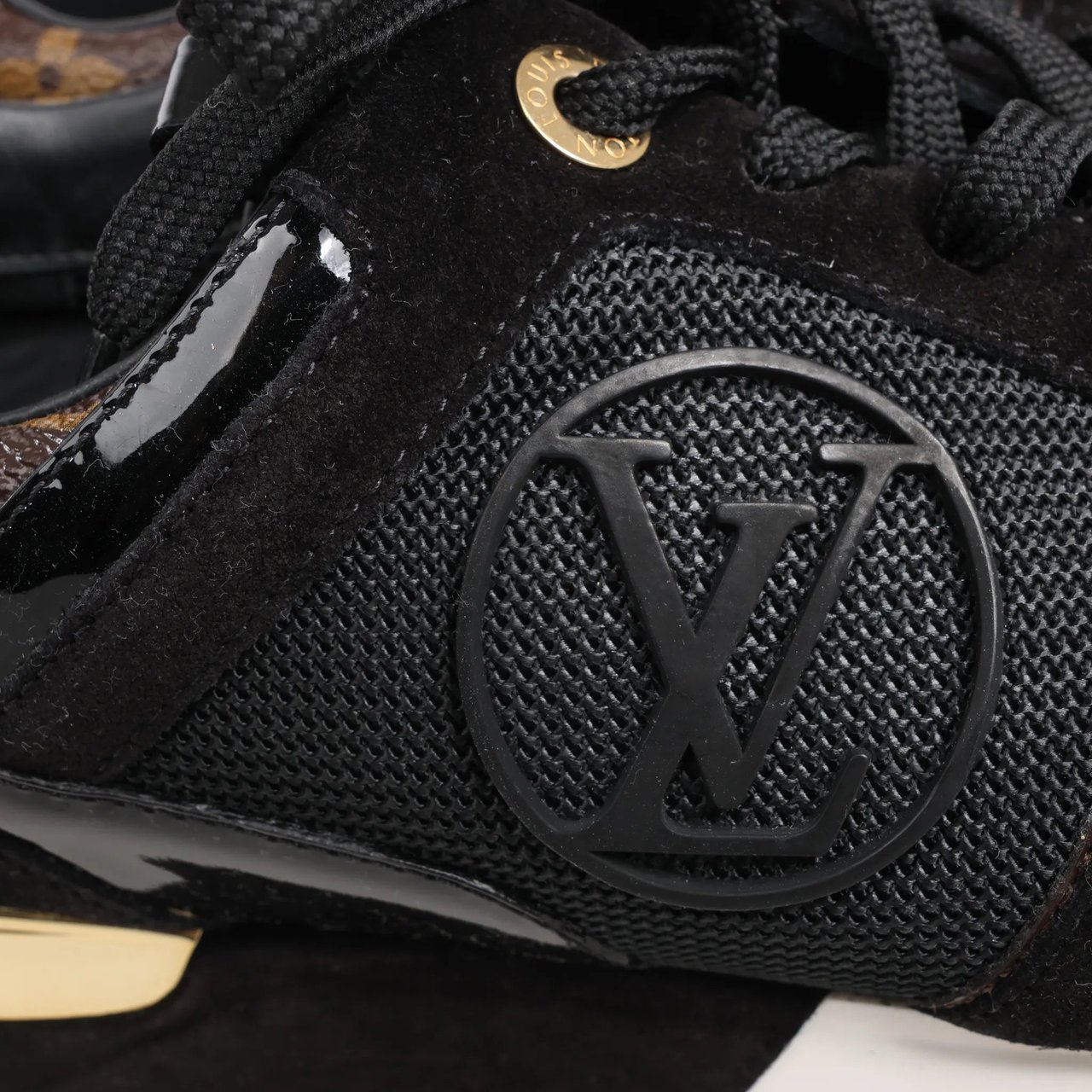 Louis Vuitton Louis Vuitton Runaway line 17 years Mesh Sneakers in Black, Size 38 EU Divers