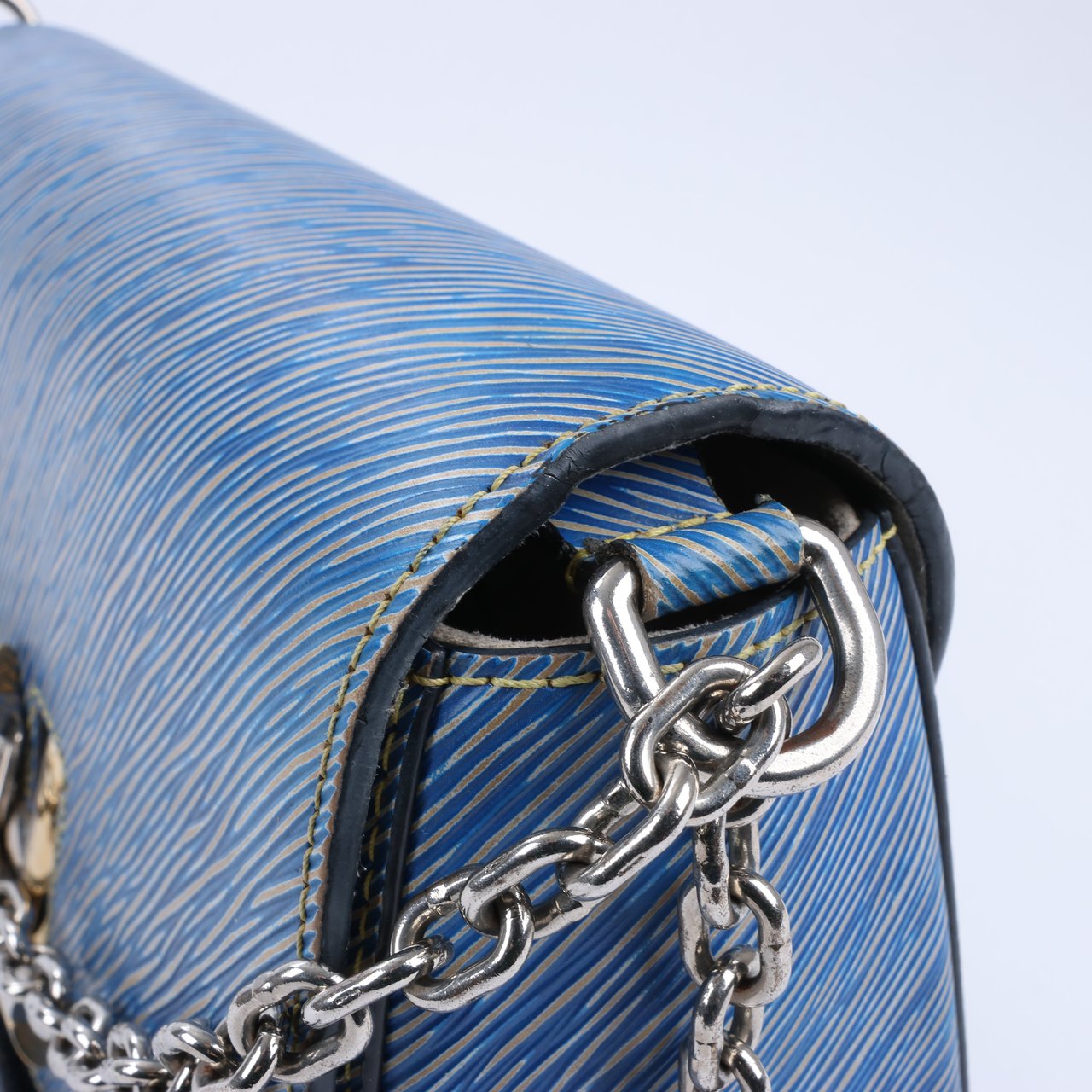 Louis Vuitton Louis Vuitton Epi Leather Twist Shoulder Bag GM in Denim Blue Blauw