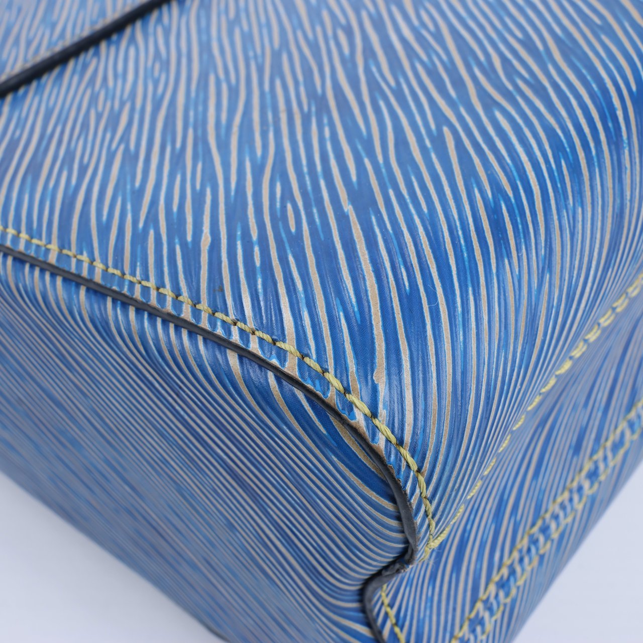 Louis Vuitton Louis Vuitton Epi Leather Twist Shoulder Bag GM in Denim Blue Blauw