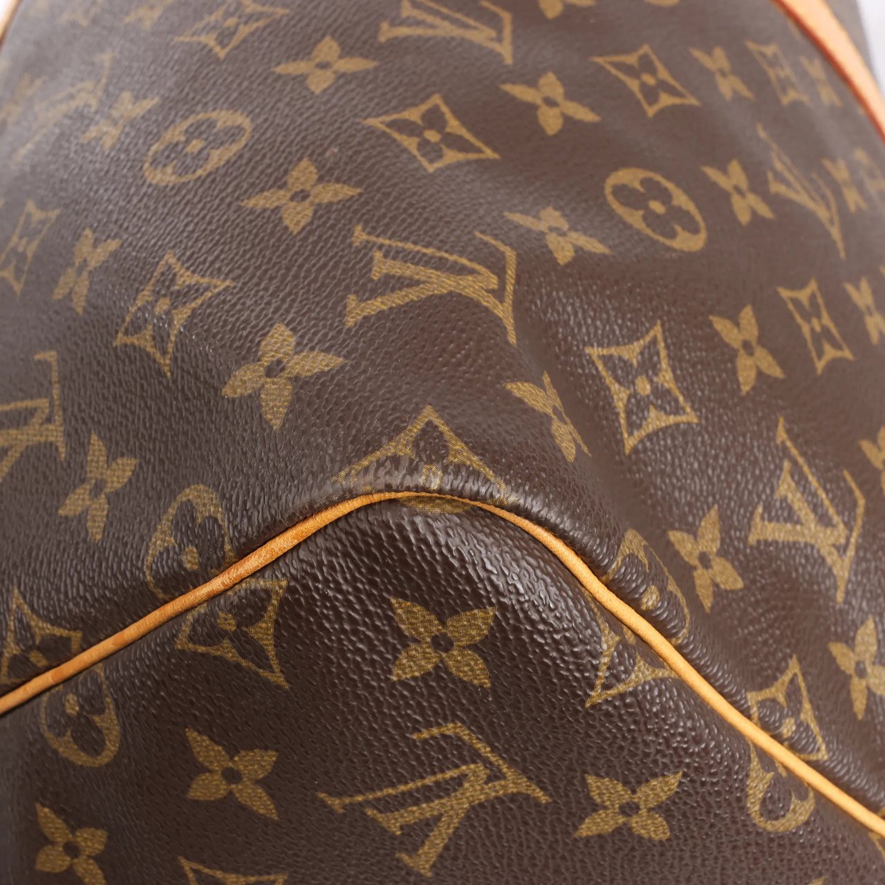 Louis Vuitton Louis Vuitton Monogram Canvas Keepall 55 Travel Bag M41424 Bruin