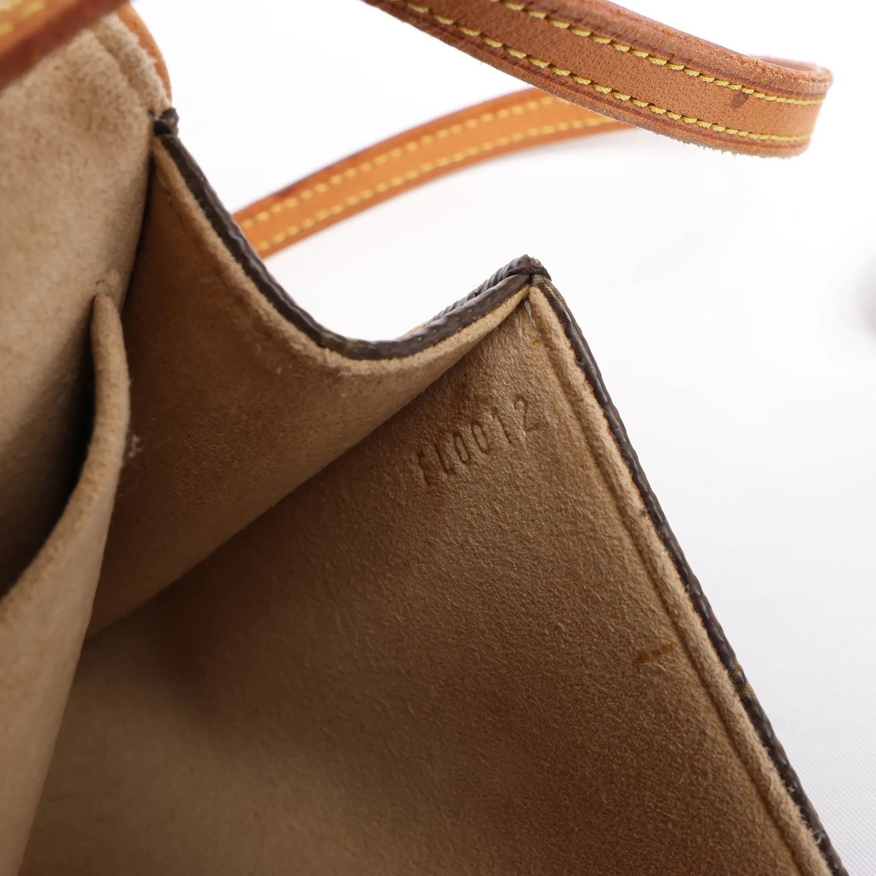 Louis Vuitton Louis Vuitton Monogram Canvas Pochette Twin GM Shoulder Bag M51852 Bruin