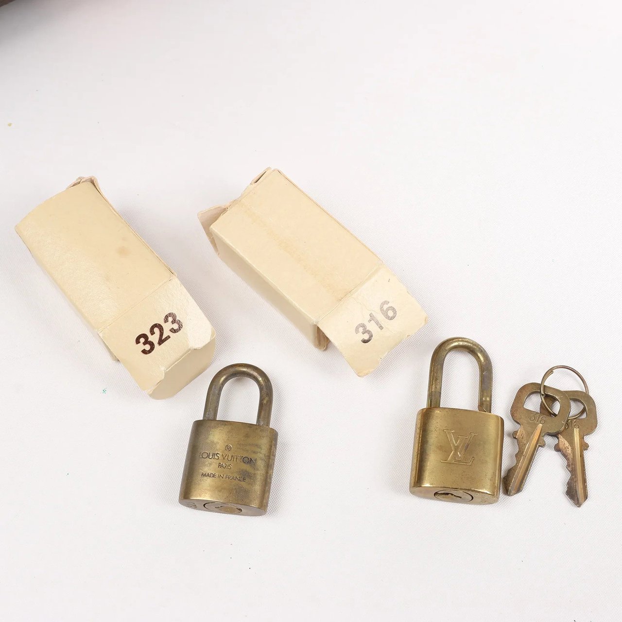 Louis Vuitton Louis Vuitton Monogram Canvas Sac 48 Heueres Travel Bag M41382 Bruin