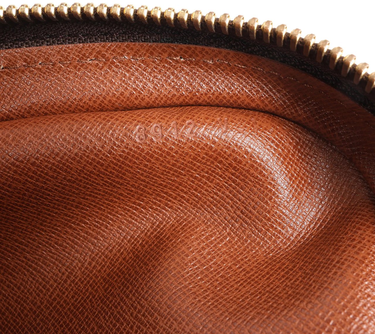 Louis Vuitton Louis Vuitton Monogram Canvas Sac 48 Heueres Travel Bag M41382 Bruin