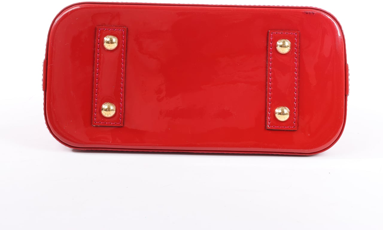 Louis Vuitton Louis Vuitton Monogram Vernis Alma BB Handbag in Red M91606 Rood