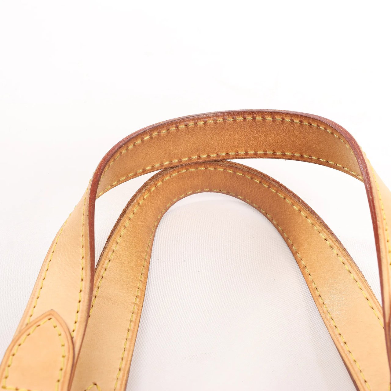 Louis Vuitton Louis Vuitton Batignolles Monogram Shoulder Bag in Brown M51156 Bruin