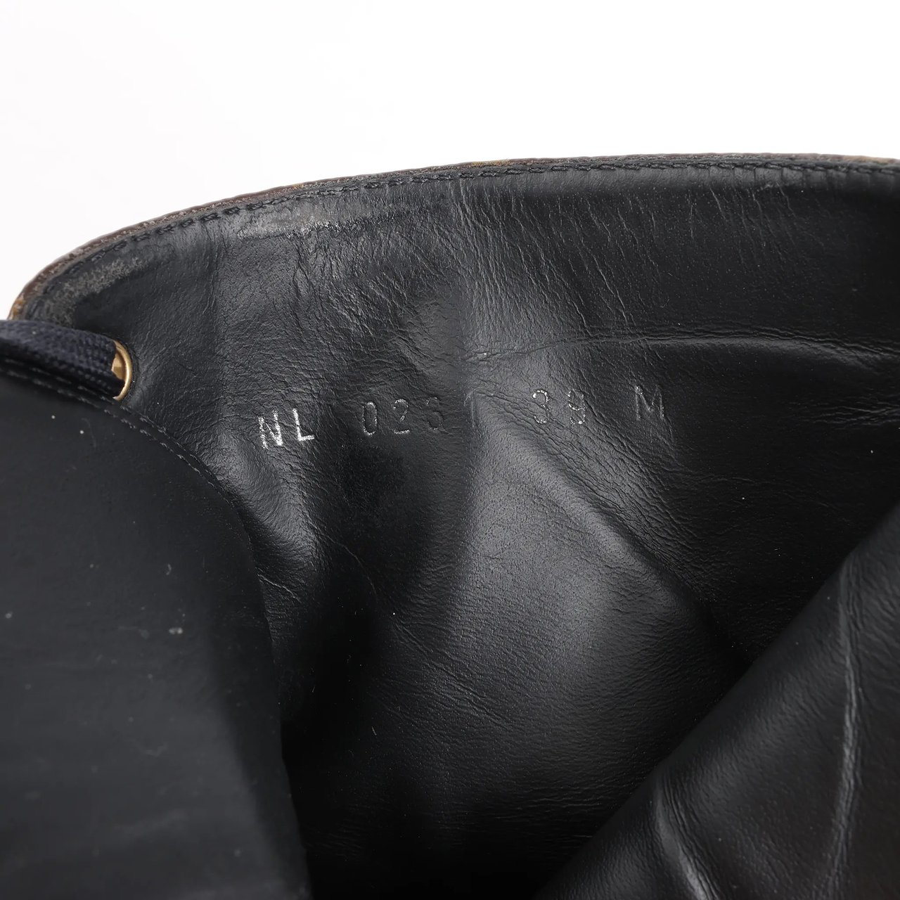 Louis Vuitton Louis Vuitton Monogram Wonderland Flat Ranger Ankle Boots in Black, Size 39 EU Bruin