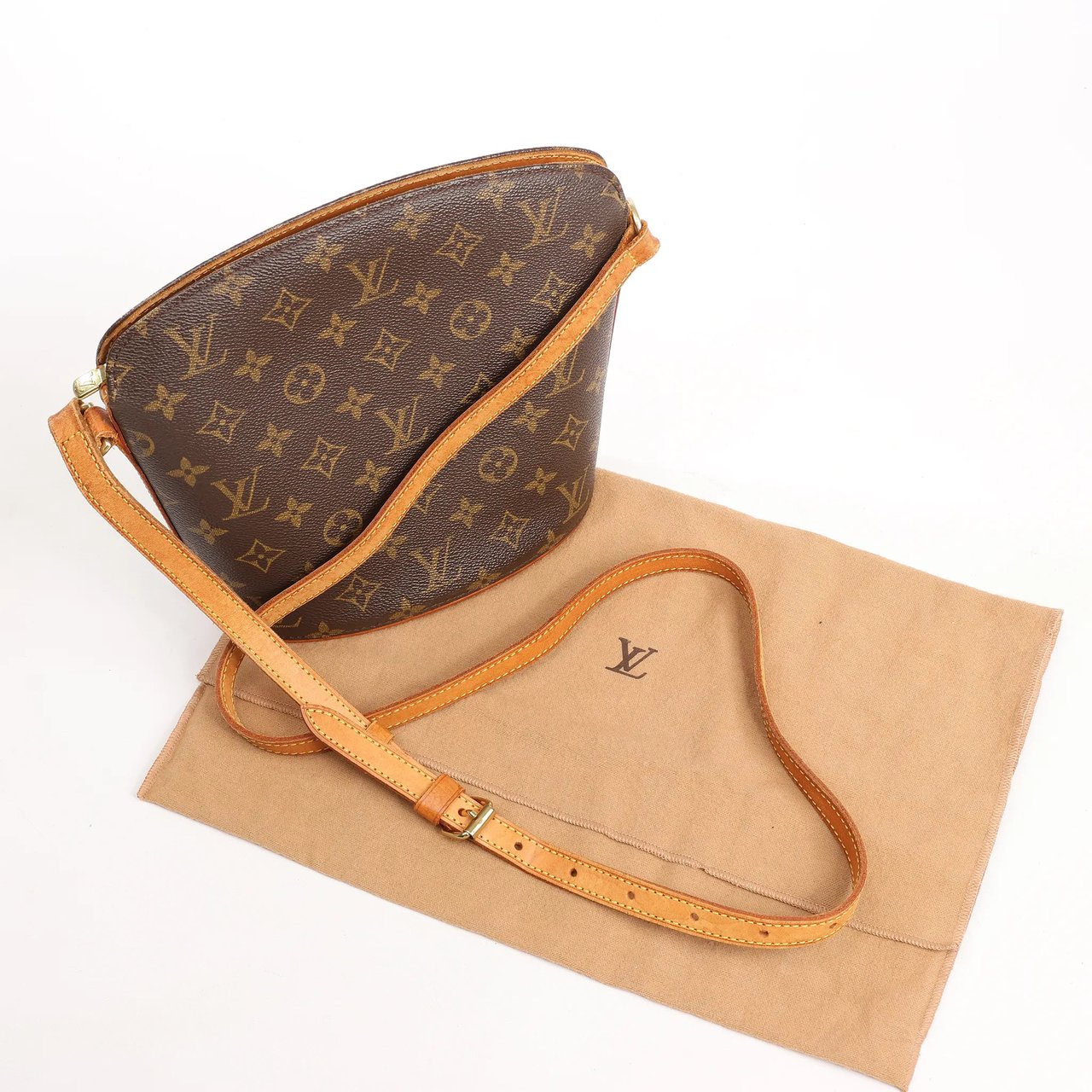 Louis Vuitton Louis Vuitton Drouot Monogram Canvas Crossbody Bag in Brown M51290 Bruin