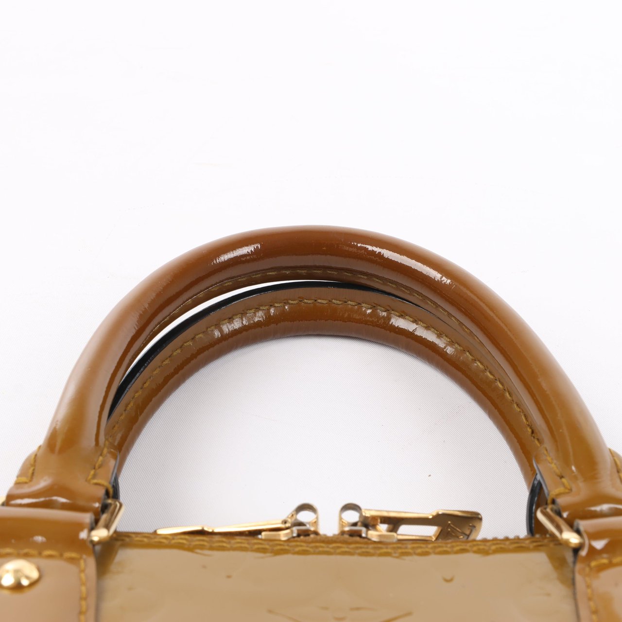 Louis Vuitton Louis Vuitton Vernis Alma Handbag in Olive M91582 Bruin
