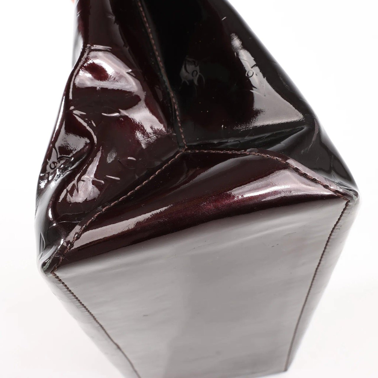 Louis Vuitton Louis Vuitton Wilshire PM Monogram Vernis Handbag in Burgundy M91644 Maroon