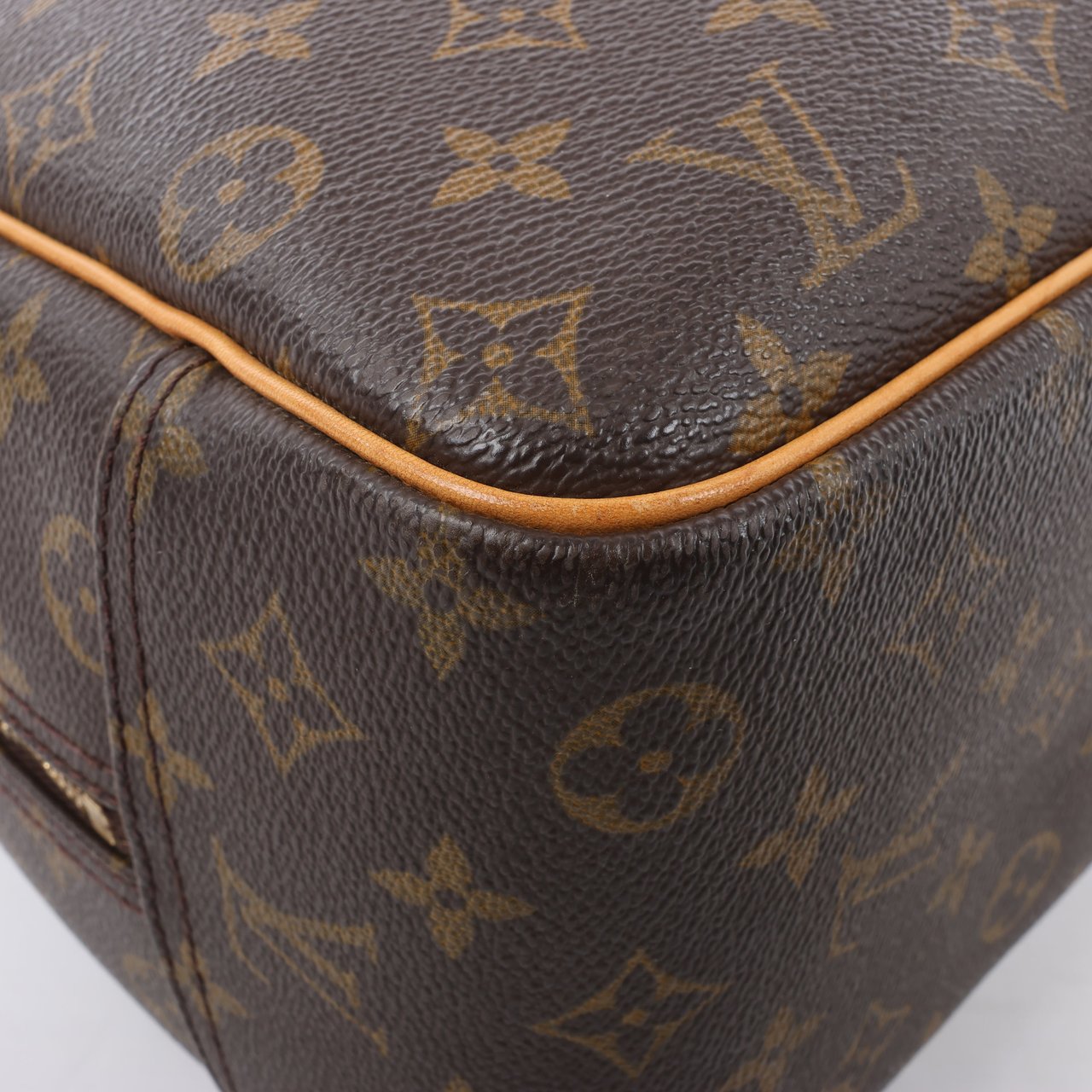 Louis Vuitton Louis Vuitton Monogram Canvas Deauville Handbag M47270 Bruin