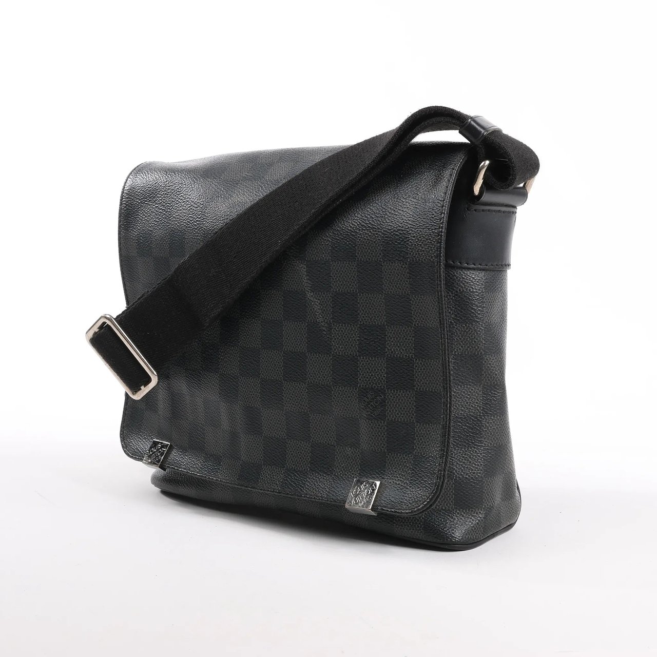 Louis Vuitton Louis Vuitton Damier Graphite District PM Messenger Crossbody Bag N41028 Divers