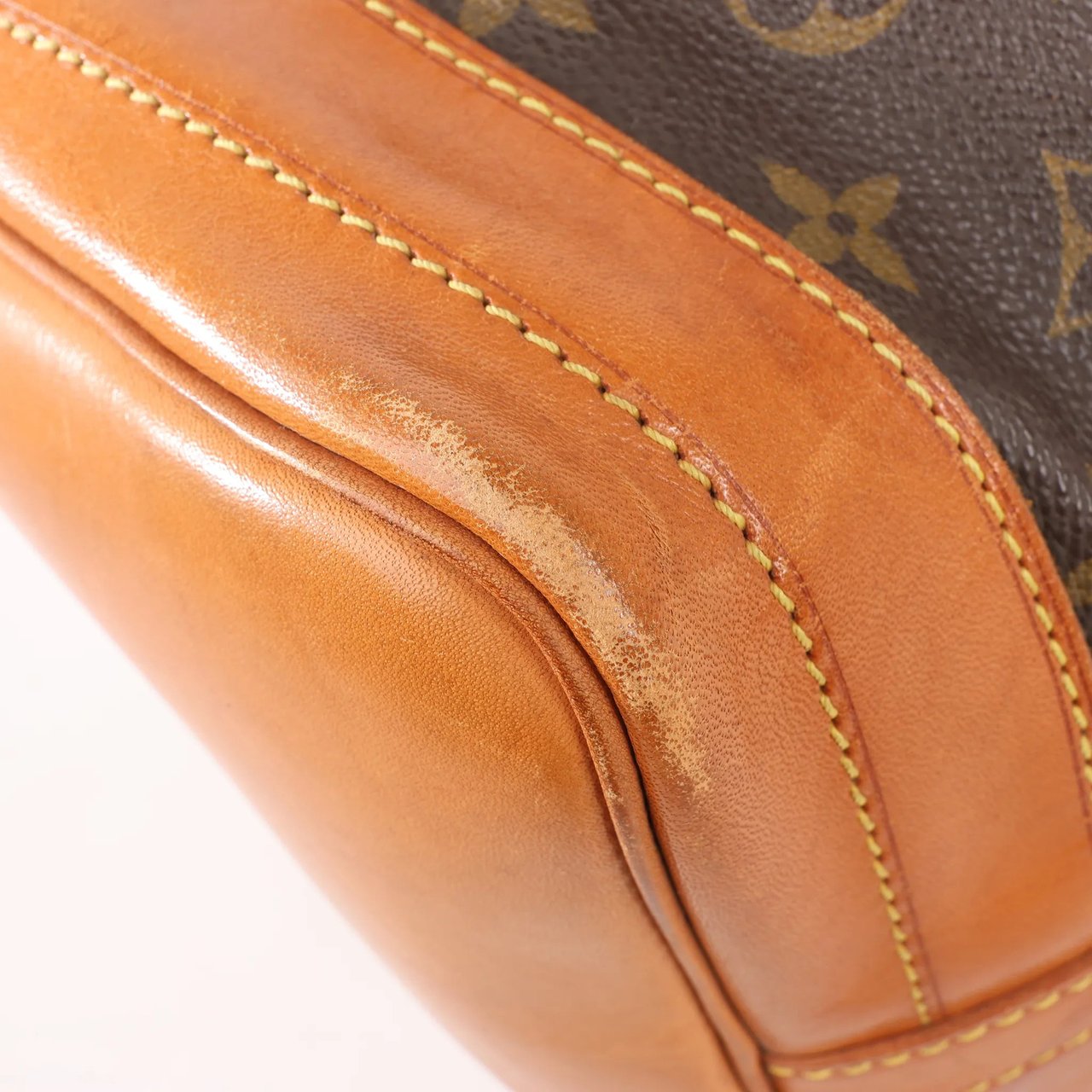 Louis Vuitton Louis Vuitton Noe Monogram Canvas Shoulder Bag in Brown M42224 Bruin