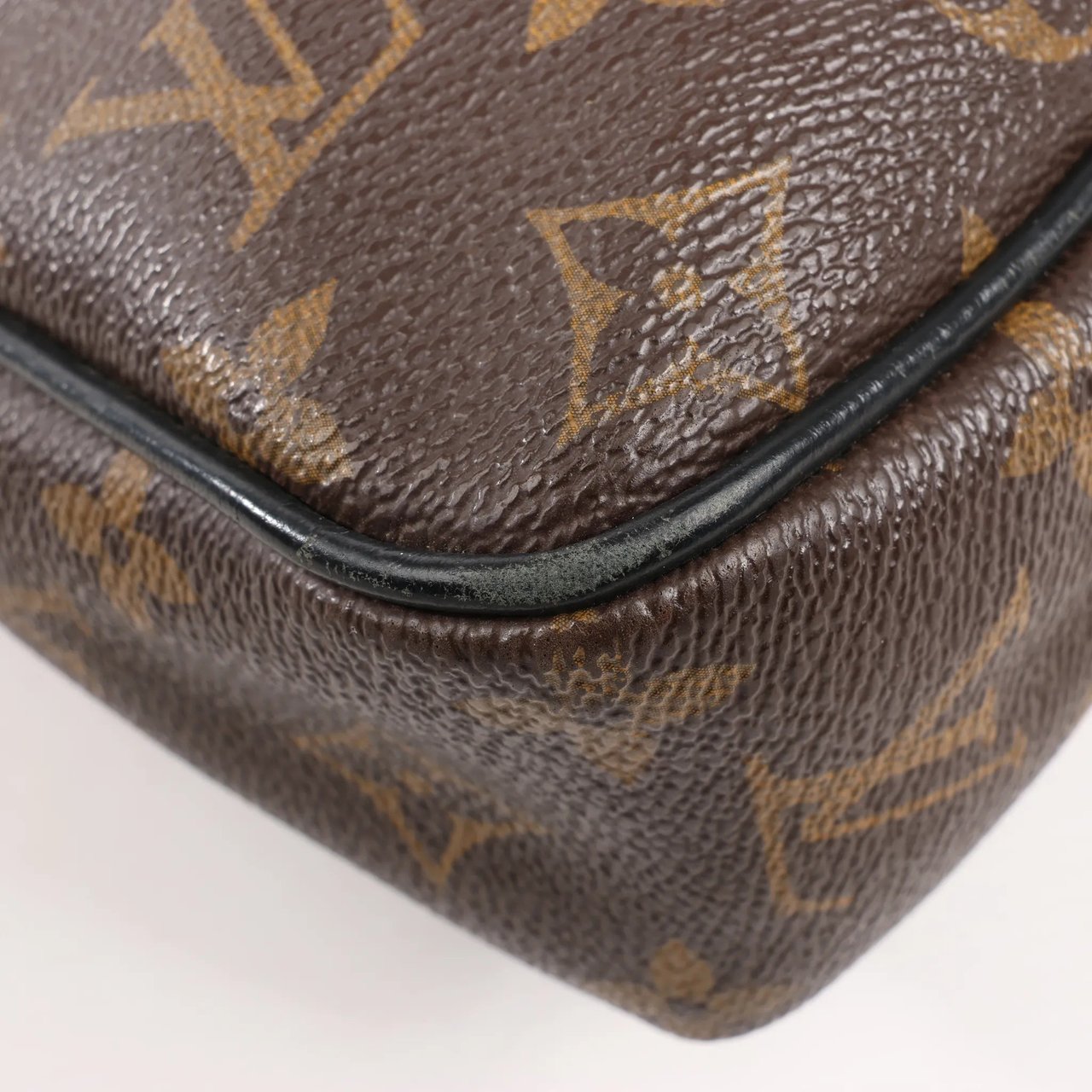 Louis Vuitton Louis Vuitton Porte Document Voyages PM Monogram Macassar Handbag in Brown M52005 Divers