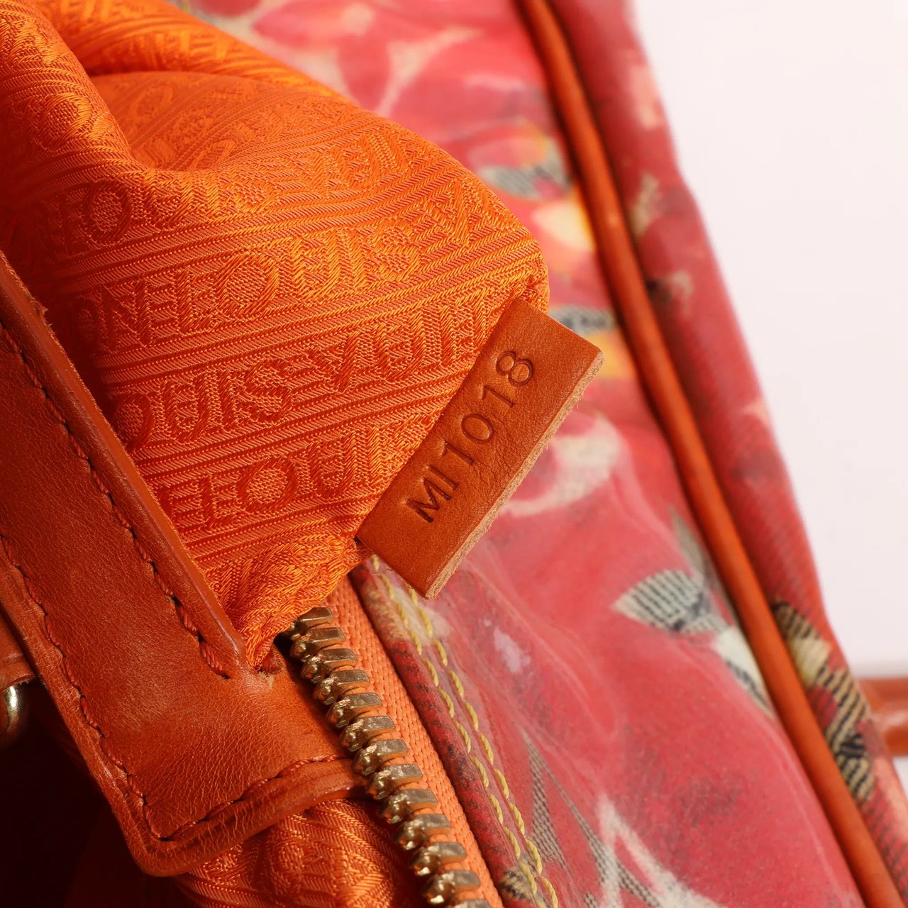 Louis Vuitton Louis Vuitton Weekender PM Monogram Pulp in Orange M95734 Oranje