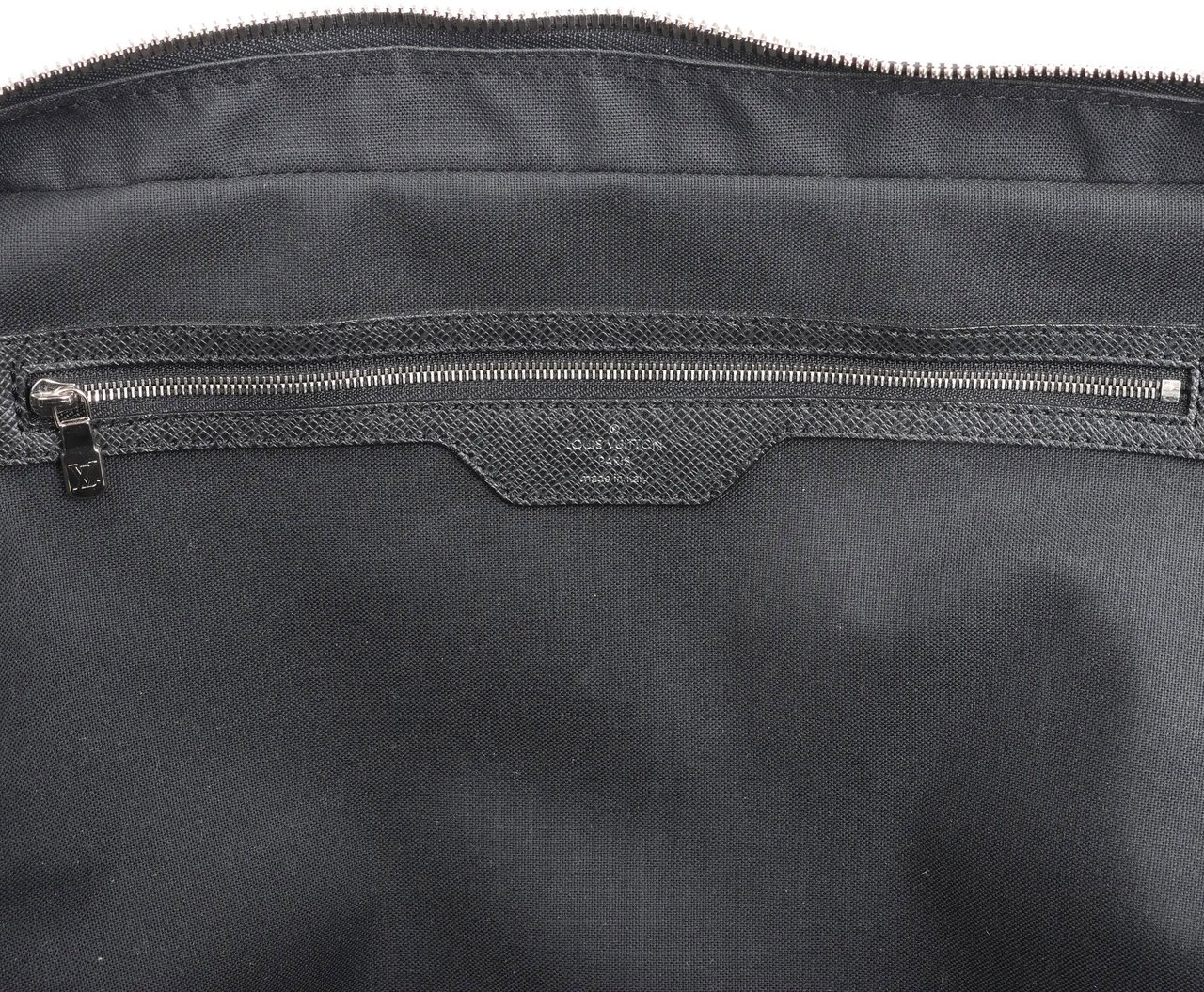 Louis Vuitton Louis Vuitton Porte Alexander Taiga Leather Handbag in Black M31162 Zwart