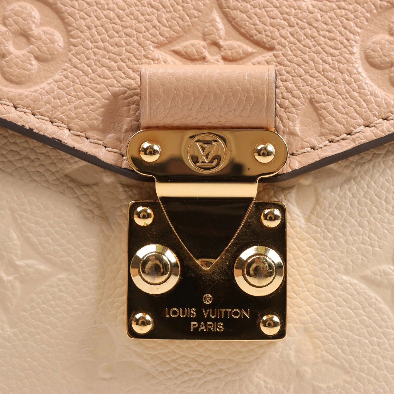 Louis Vuitton Louis Vuitton Pochette Metis MM Monogram Empreinte Crossbody Bag in Pink M44300 Roze