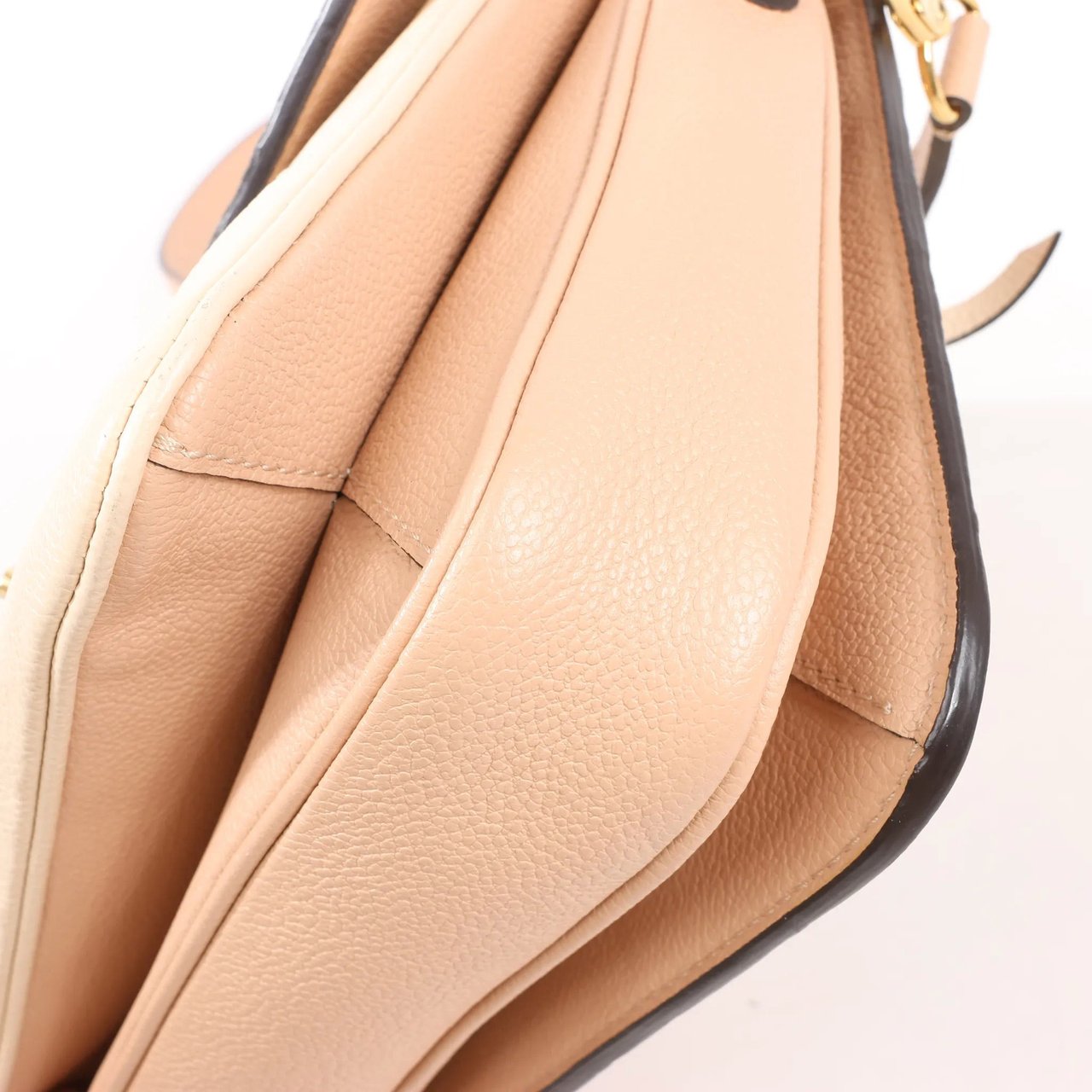 Louis Vuitton Louis Vuitton Pochette Metis MM Monogram Empreinte Crossbody Bag in Pink M44300 Roze