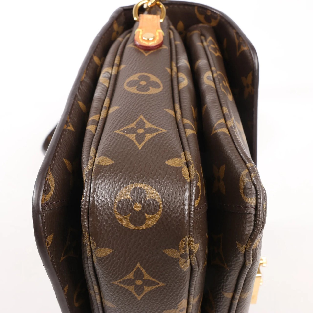 Louis Vuitton Louis Vuitton Pochette Metis MM Monogram Canvas Crossbody Bag in Brown M44875 Bruin
