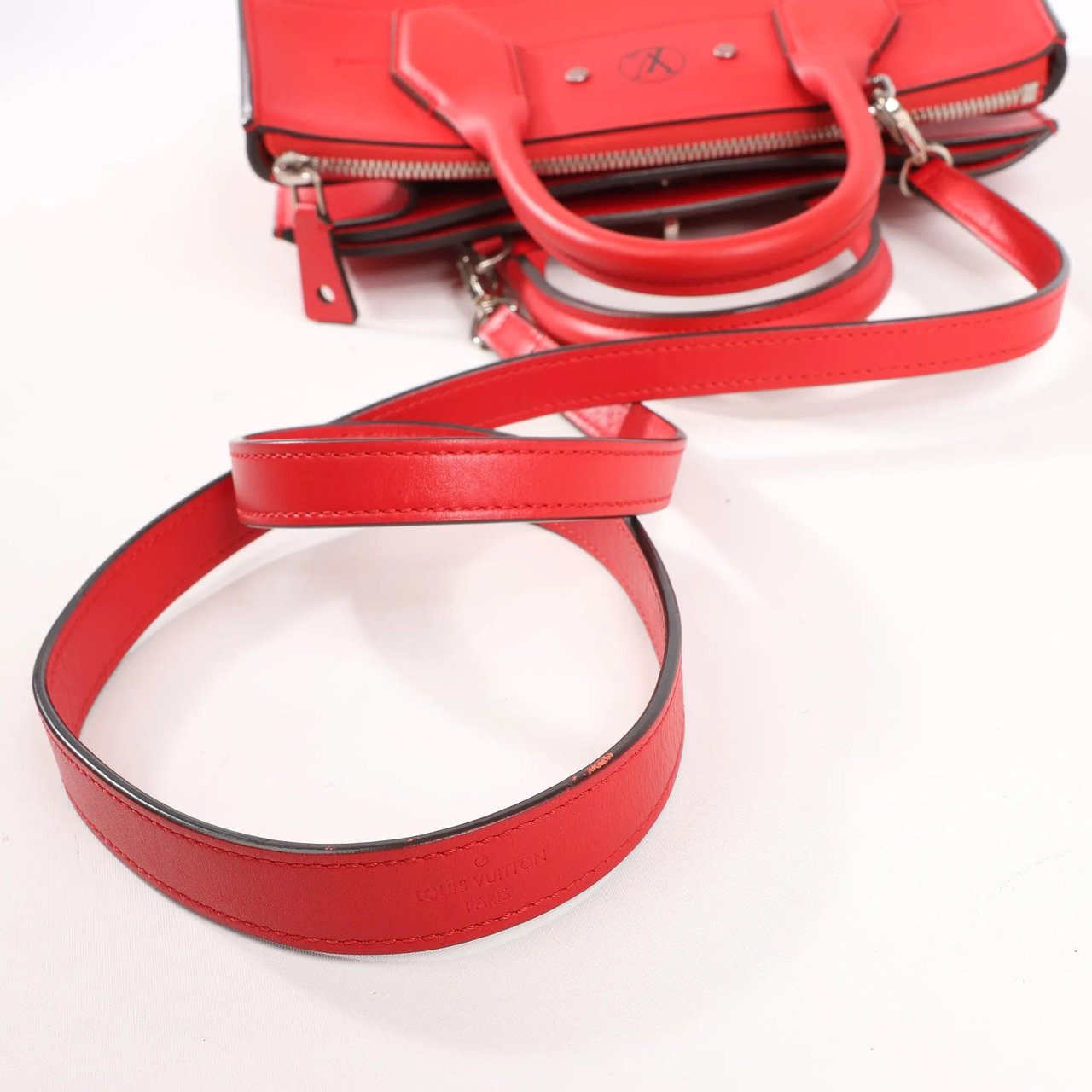 Louis Vuitton Louis Vuitton City Steamer PM Taurillon 2Way Handbag in Red M51030 Divers