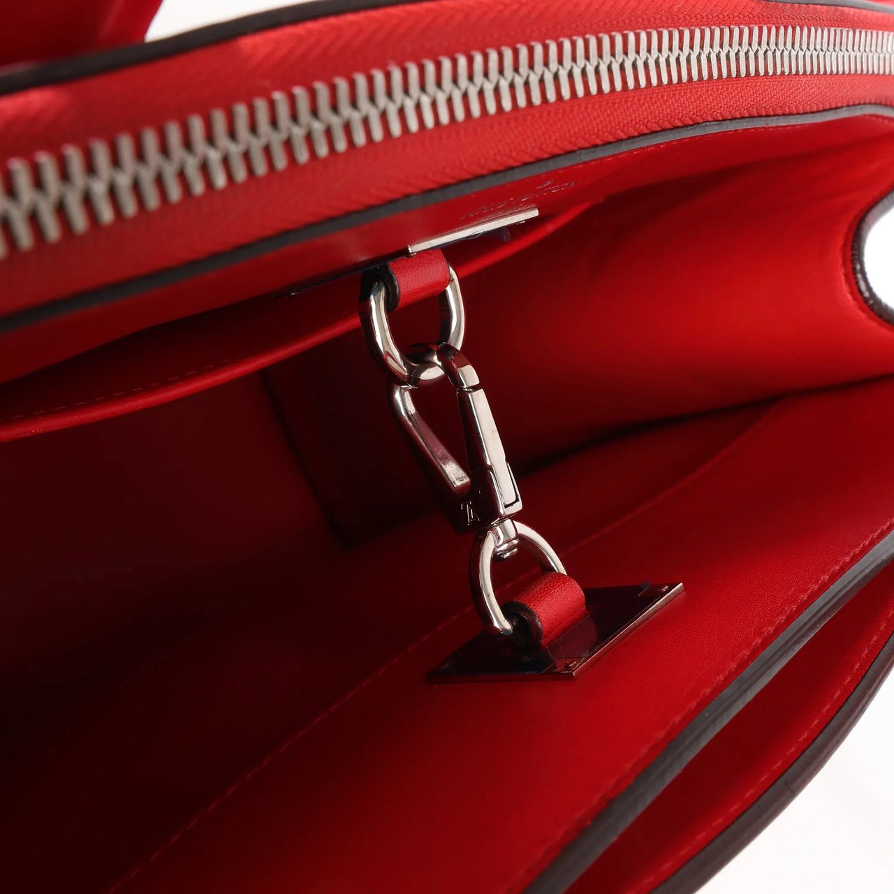 Louis Vuitton Louis Vuitton City Steamer PM Taurillon 2Way Handbag in Red M51030 Divers