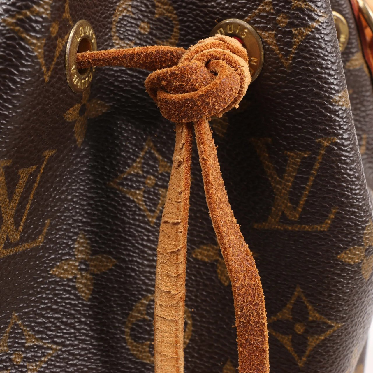 Louis Vuitton Louis Vuitton Noe Mini Monogram Canvas Shoulder Bag in Brown M99162 Bruin