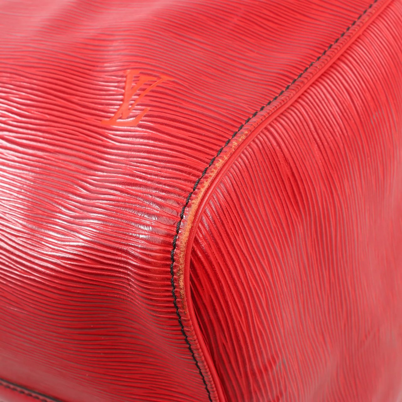 Louis Vuitton Louis Vuitton Keepall 55 Epi Leather Travel Bag in Red M42957 Divers