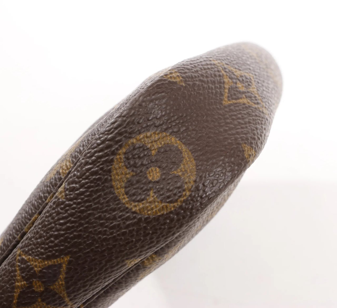 Louis Vuitton Louis Vuitton Pochette Accessoir Monogram Canvas Handbag in Brown M51980 Bruin