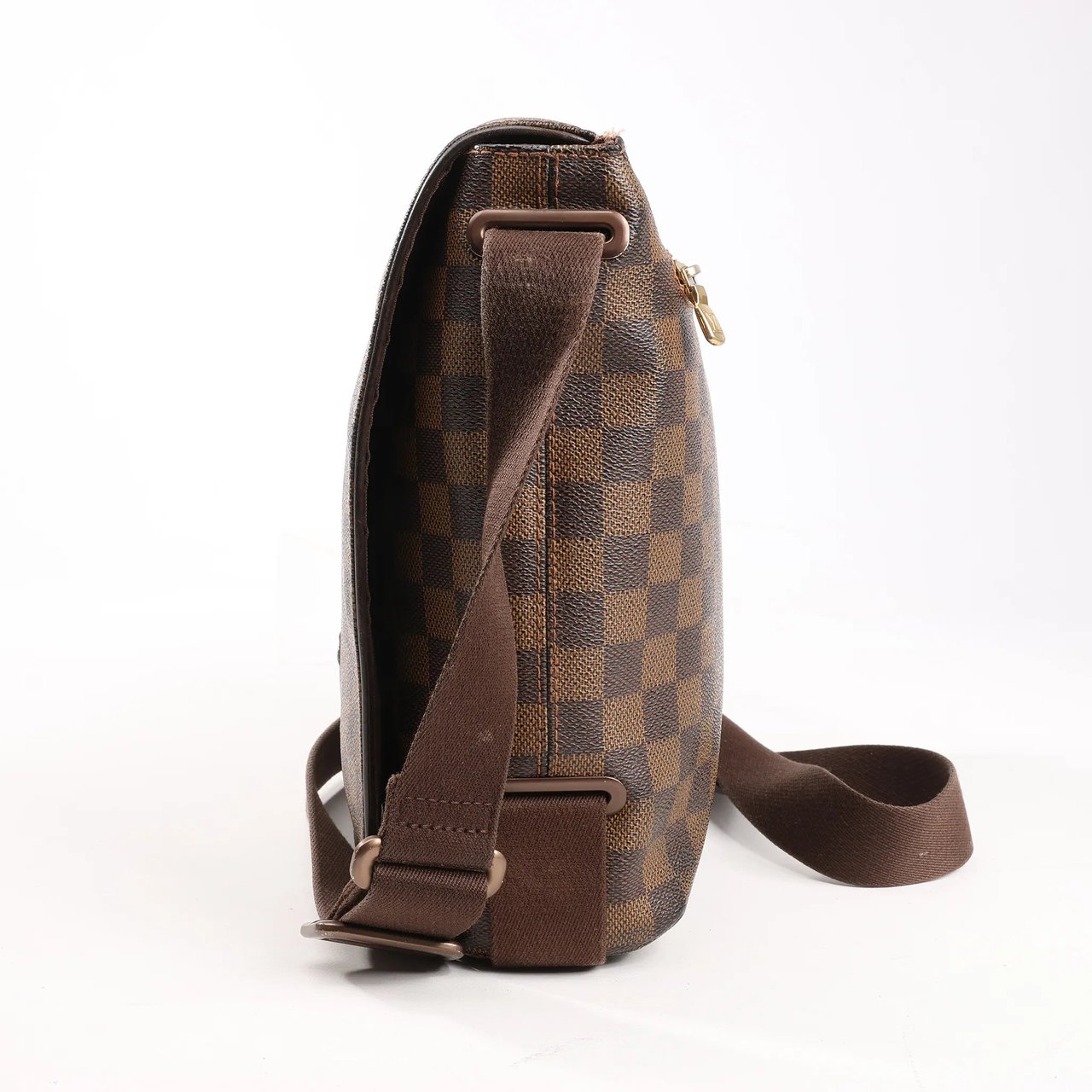Louis Vuitton Louis Vuitton Damier Ebene Brooklyn MM Crossbody Bag in Brown N51211 Bruin