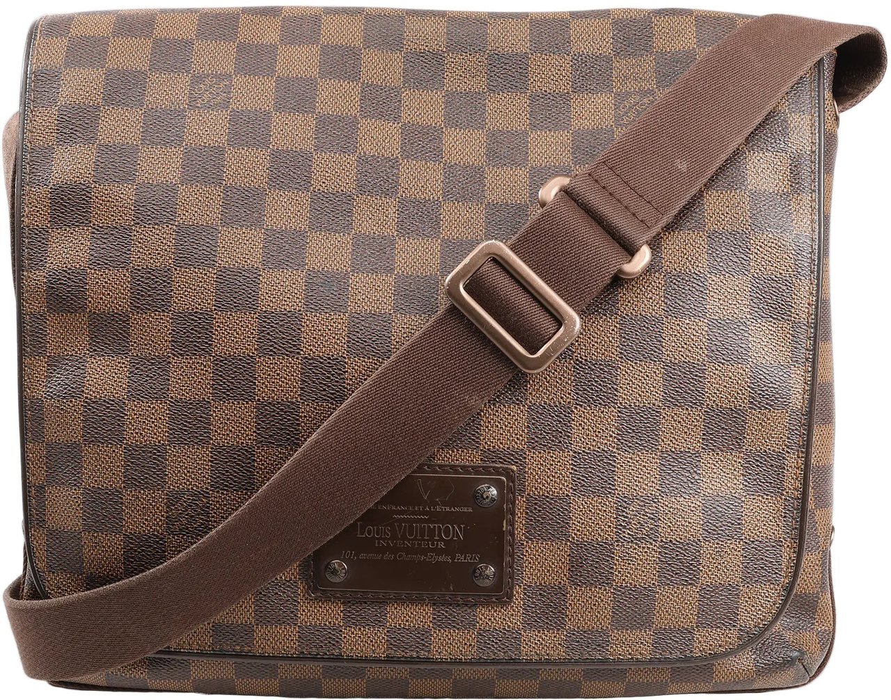 Louis Vuitton Louis Vuitton Damier Ebene Brooklyn MM Crossbody Bag in Brown N51211 Bruin
