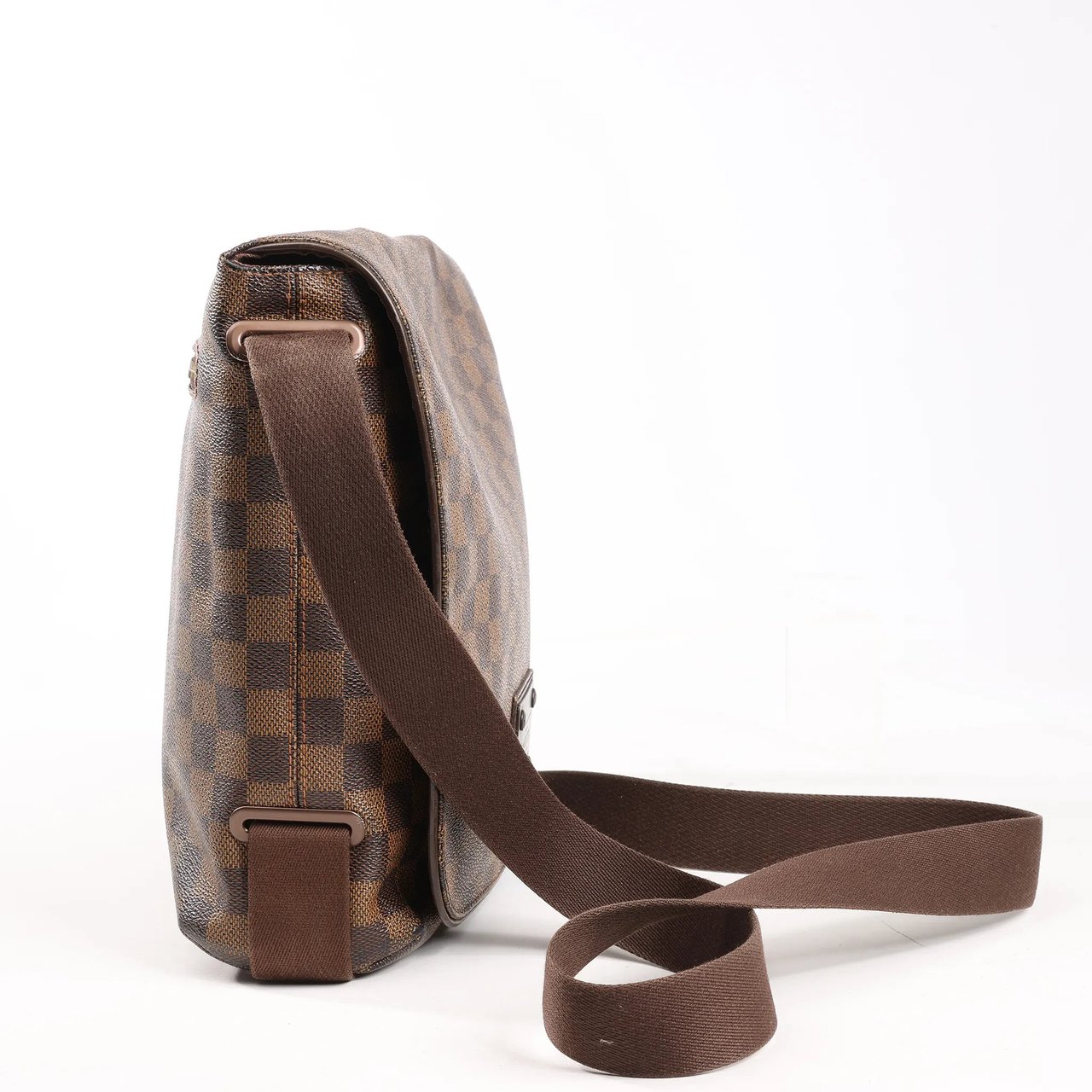 Louis Vuitton Louis Vuitton Damier Ebene Brooklyn MM Crossbody Bag in Brown N51211 Bruin