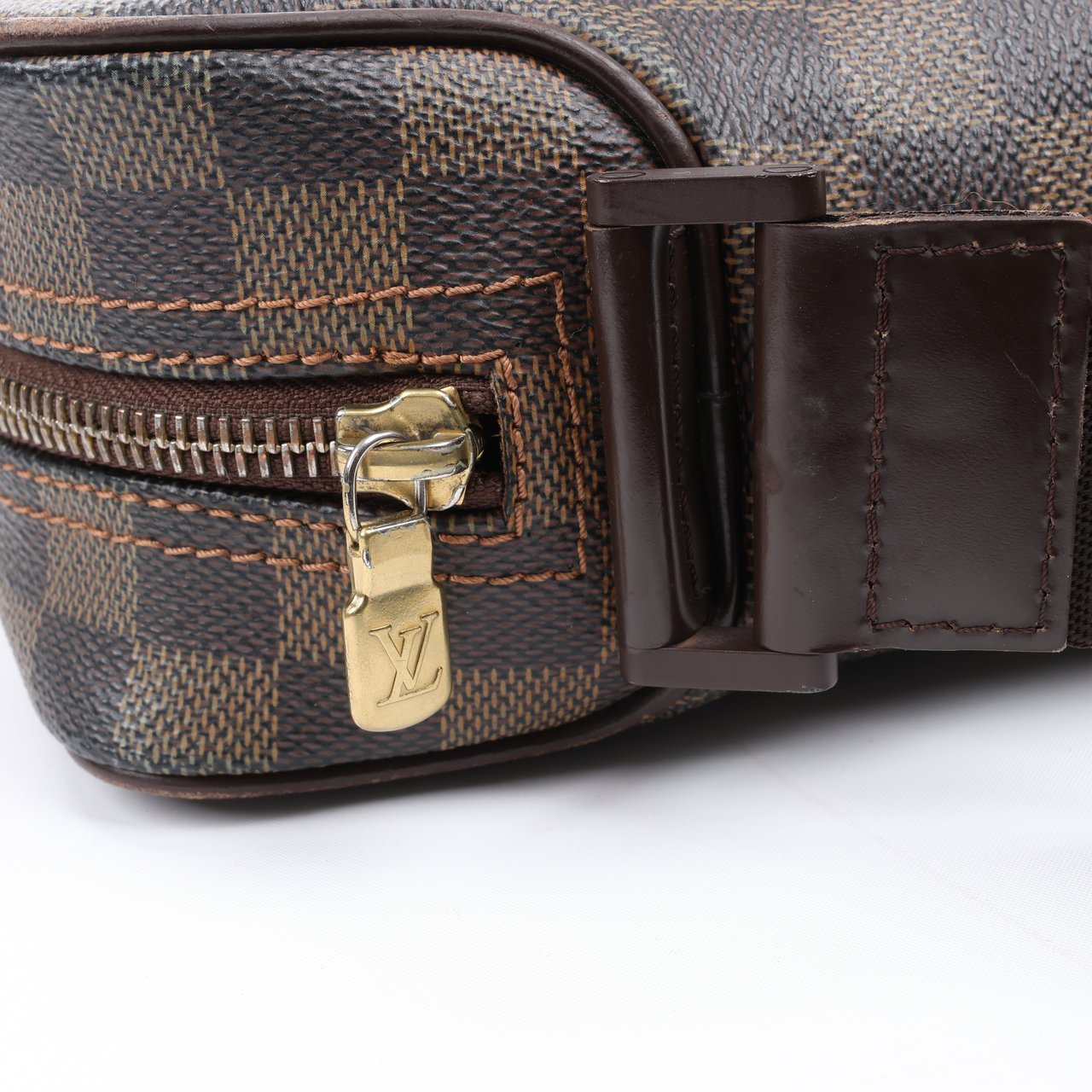Louis Vuitton Louis Vuitton Damier Ebene Olav PM Crossbody Bag N41442 Bruin