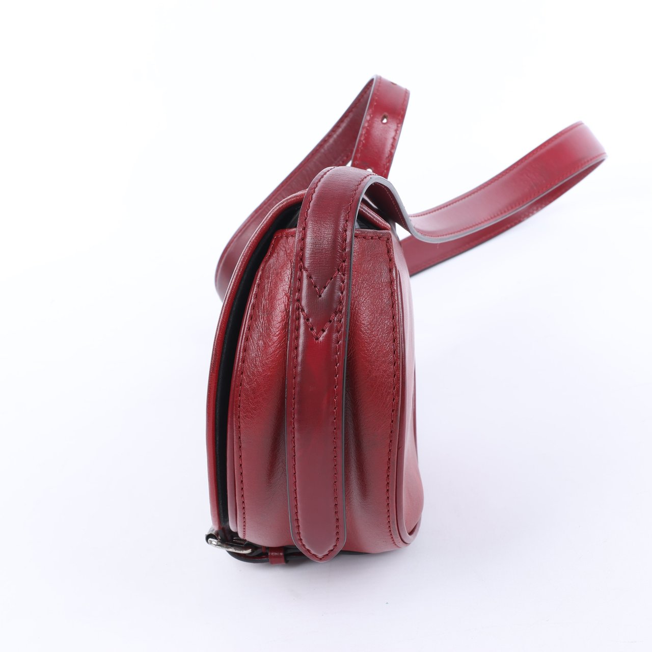 Louis Vuitton Louis Vuitton LV logo x Leather Tanblan Crossbody Bag in Red M55506 Rood