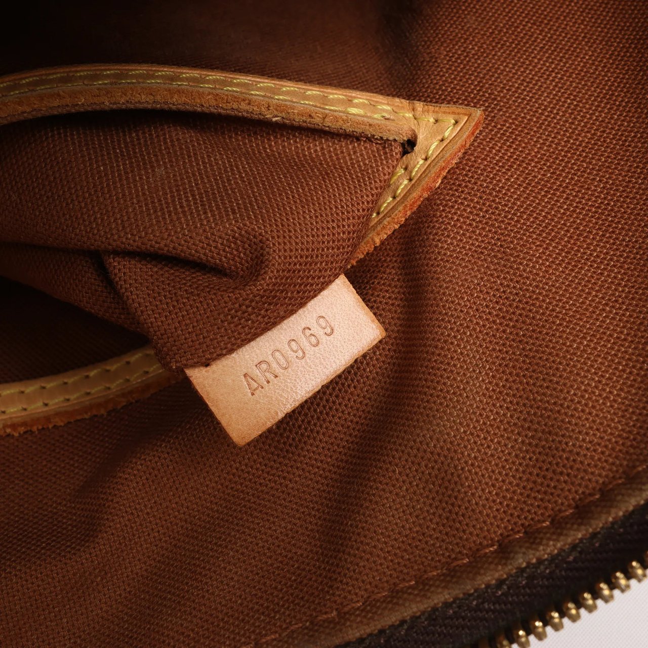 Louis Vuitton Louis Vuitton Monogram Canvas Alma PM Handbag in Brown M51130 Bruin