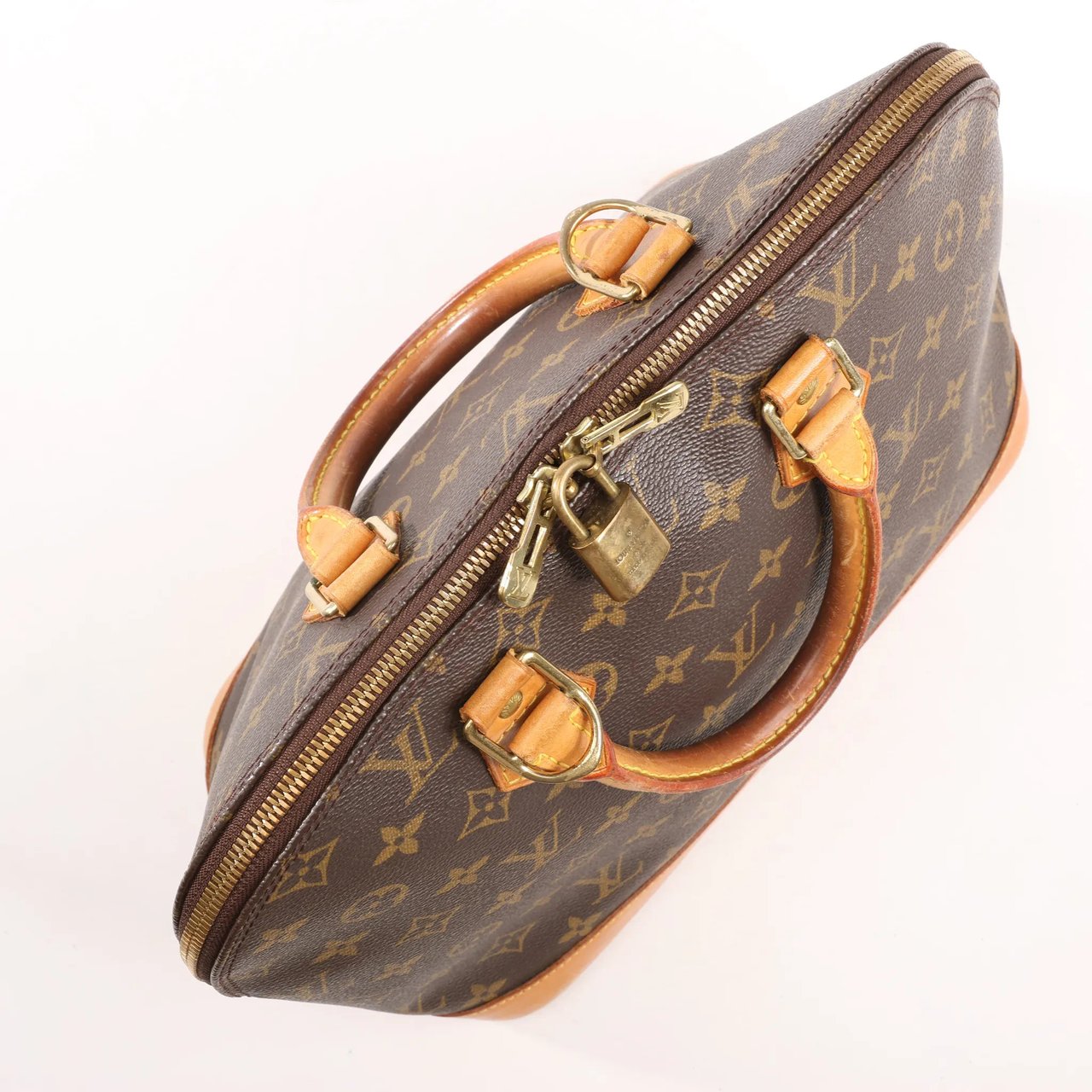 Louis Vuitton Louis Vuitton Monogram Canvas Alma PM Handbag in Brown M51130 Bruin