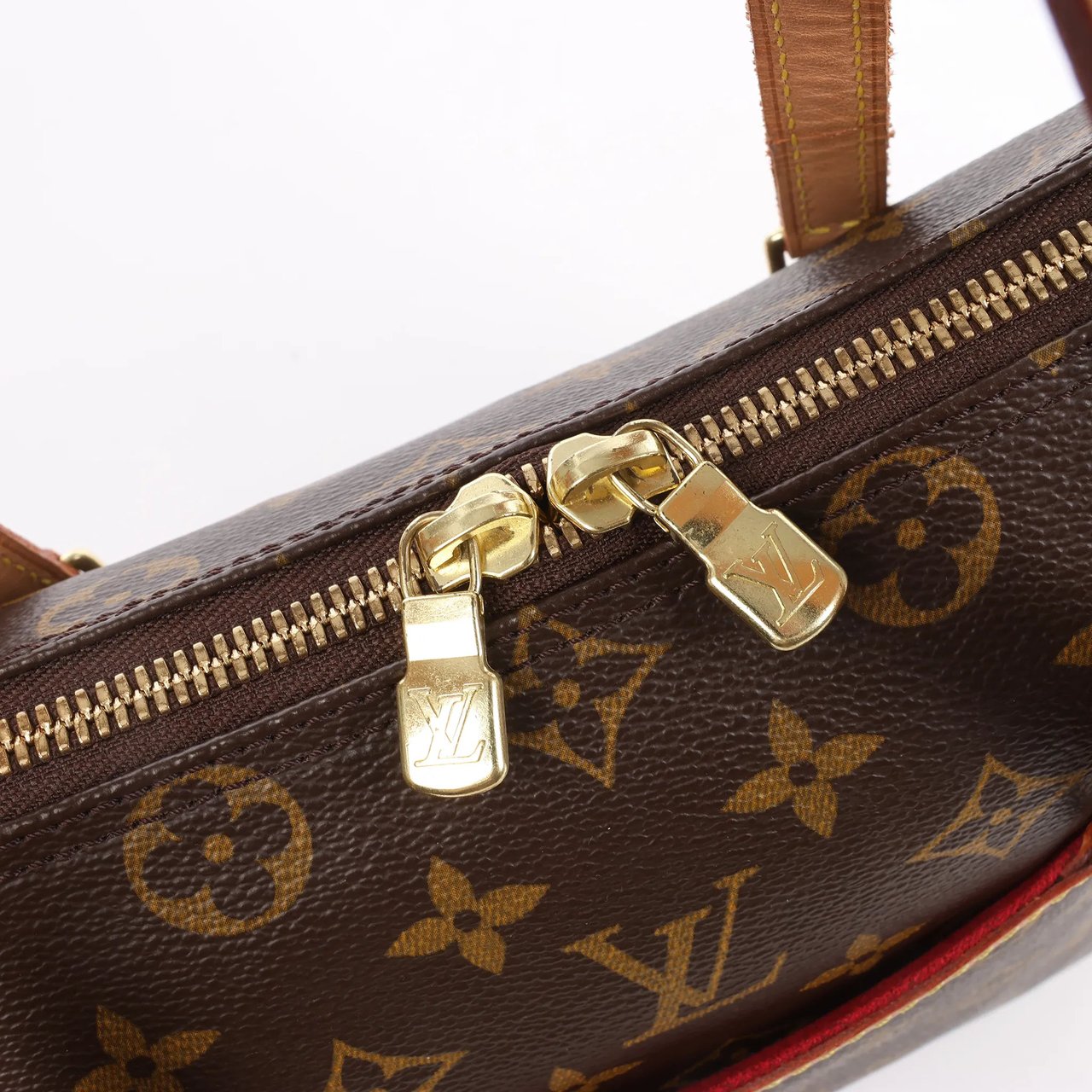 Louis Vuitton Louis Vuitton Monogram Coussin GM Shoulder Bag M51141 Bruin